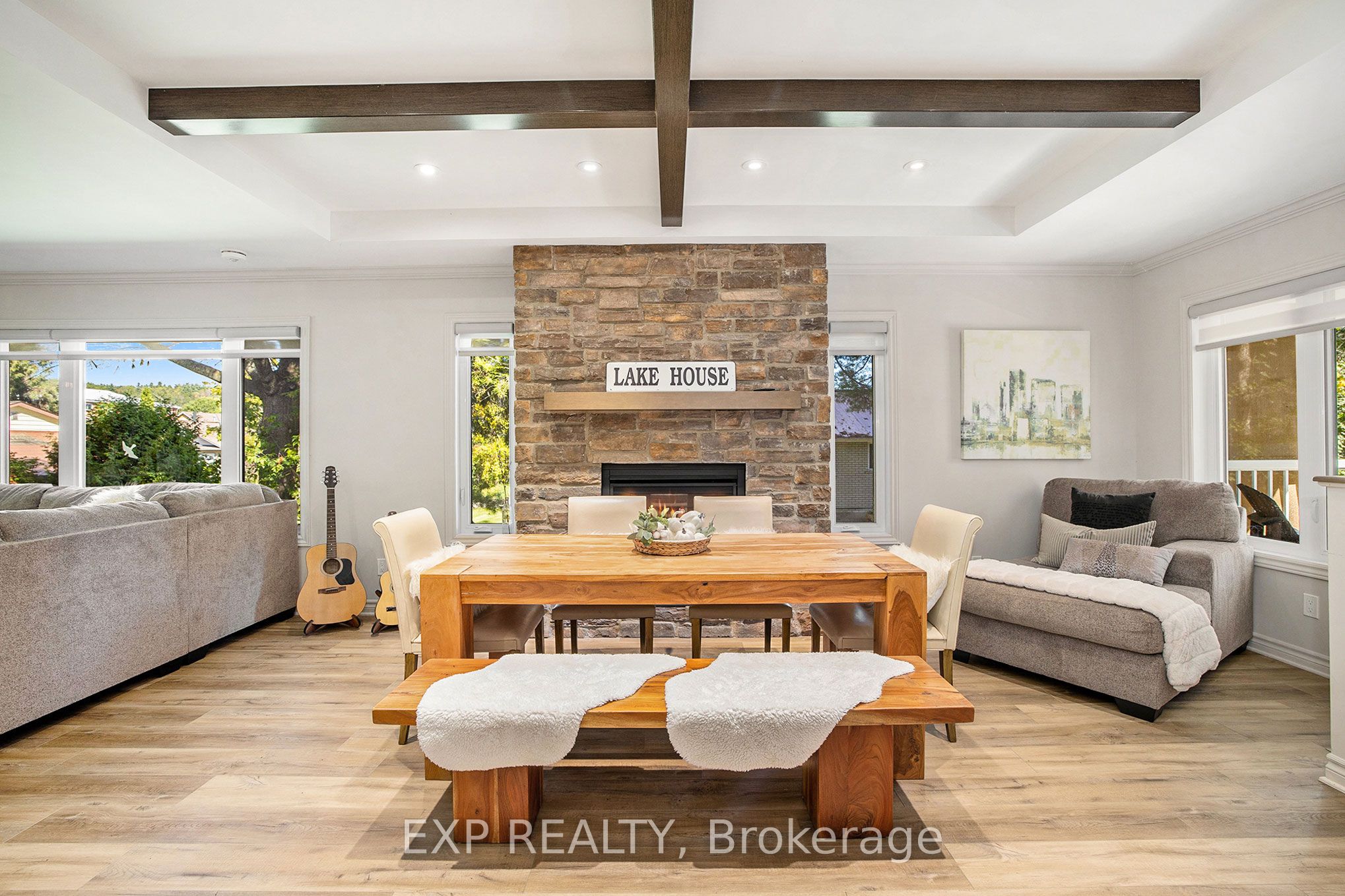 6 Whelan Street N Property Photo 6