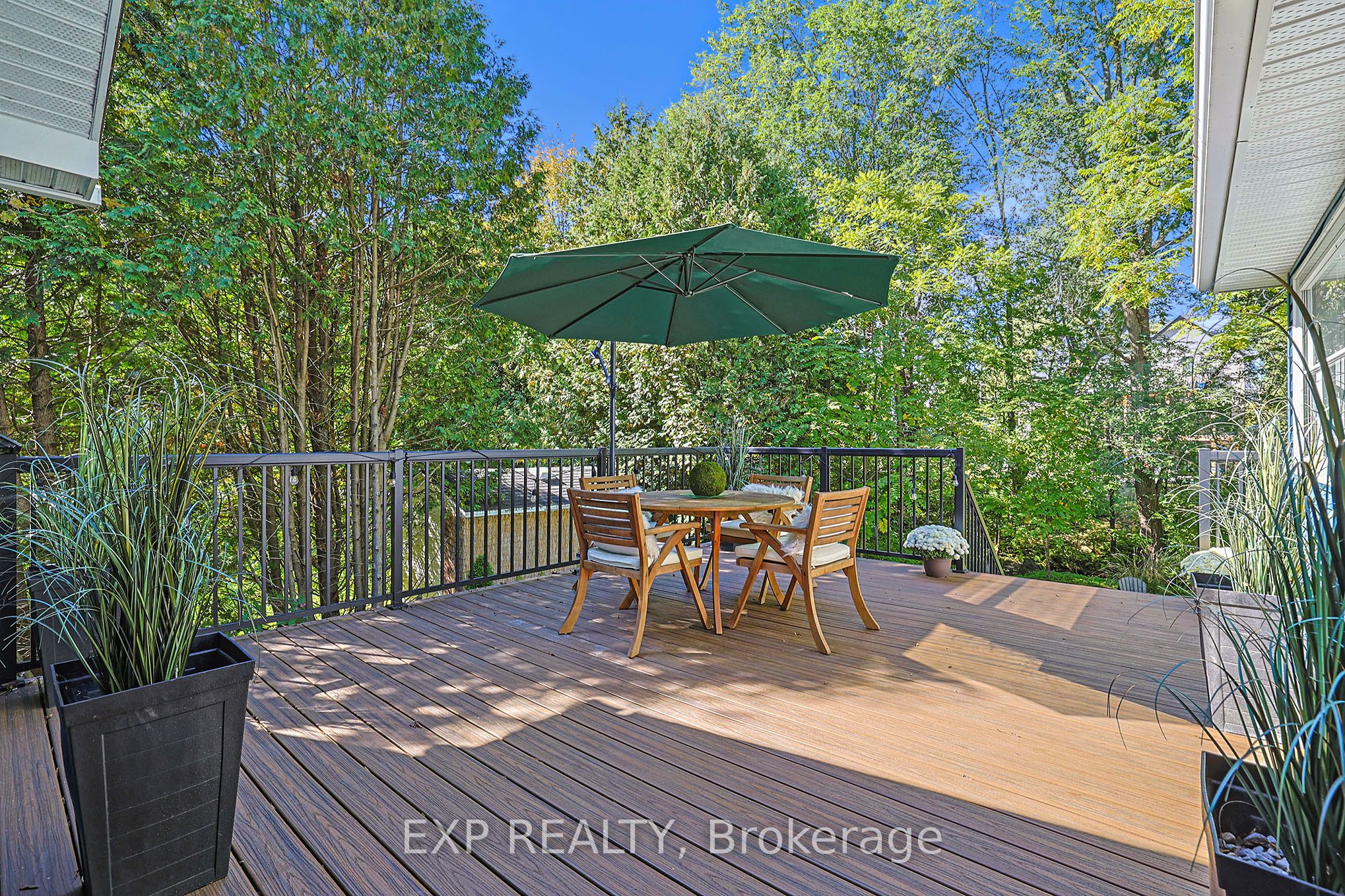 6 Whelan Street N Property Photo 31