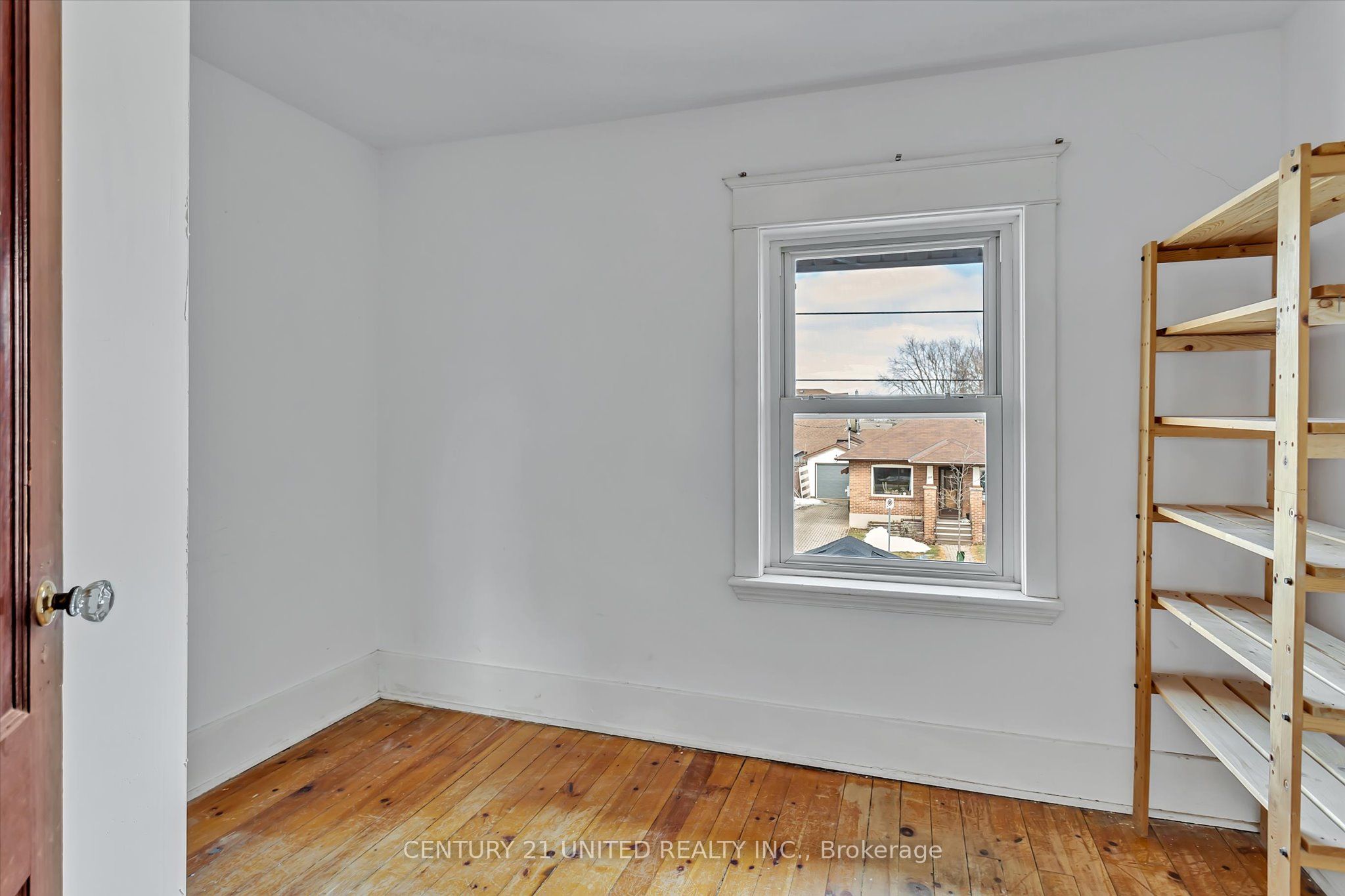 595 Douglas Avenue Property Photo 11