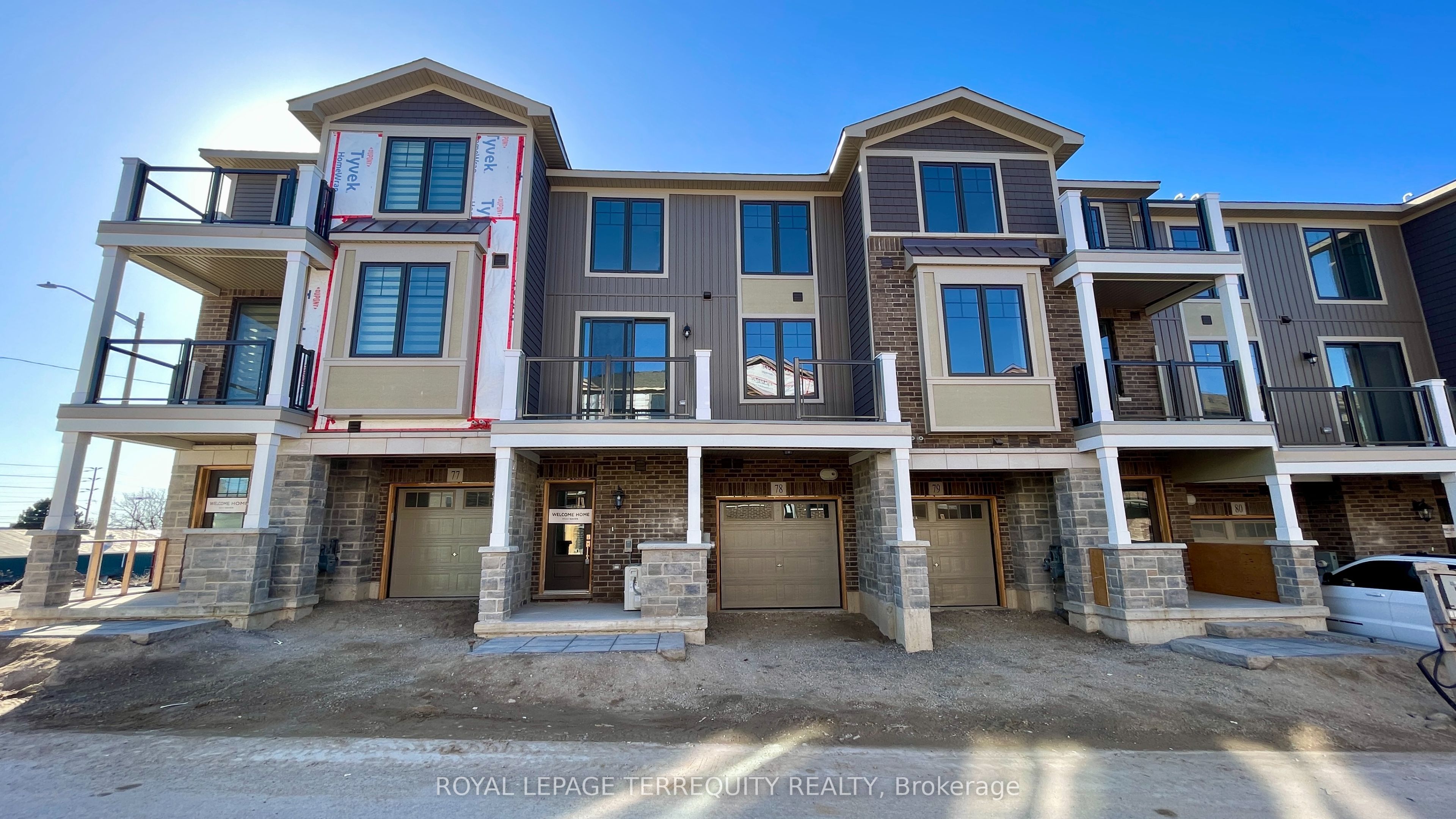 #78 - 10 Birmingham Drive Property Photo