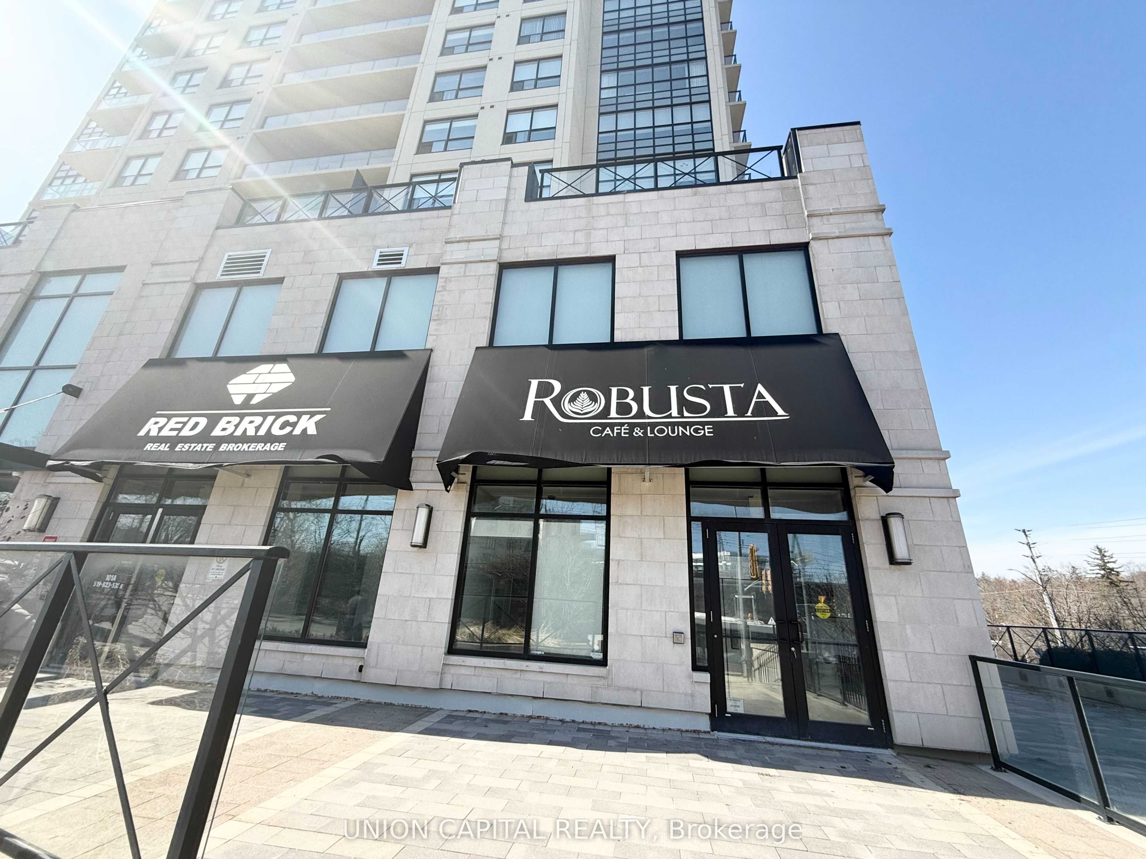 #1b - 160 Macdonell Street Property Photo