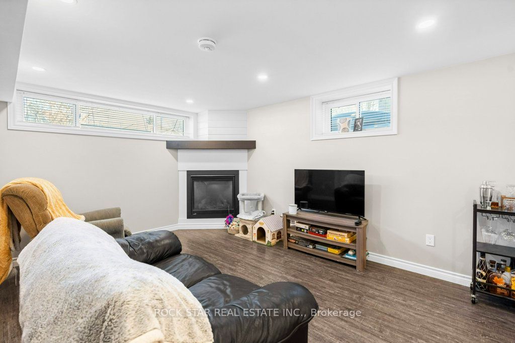 5 Hampton Street Property Photo 30