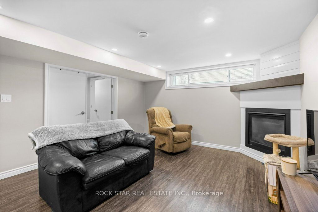 5 Hampton Street Property Photo 31