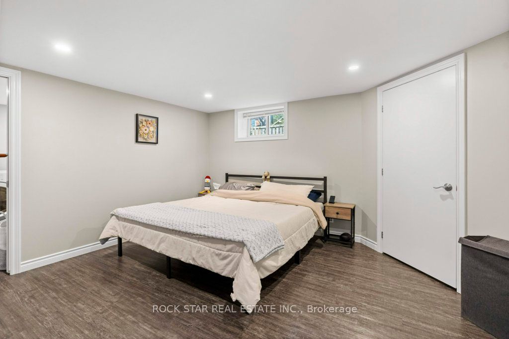 5 Hampton Street Property Photo 33