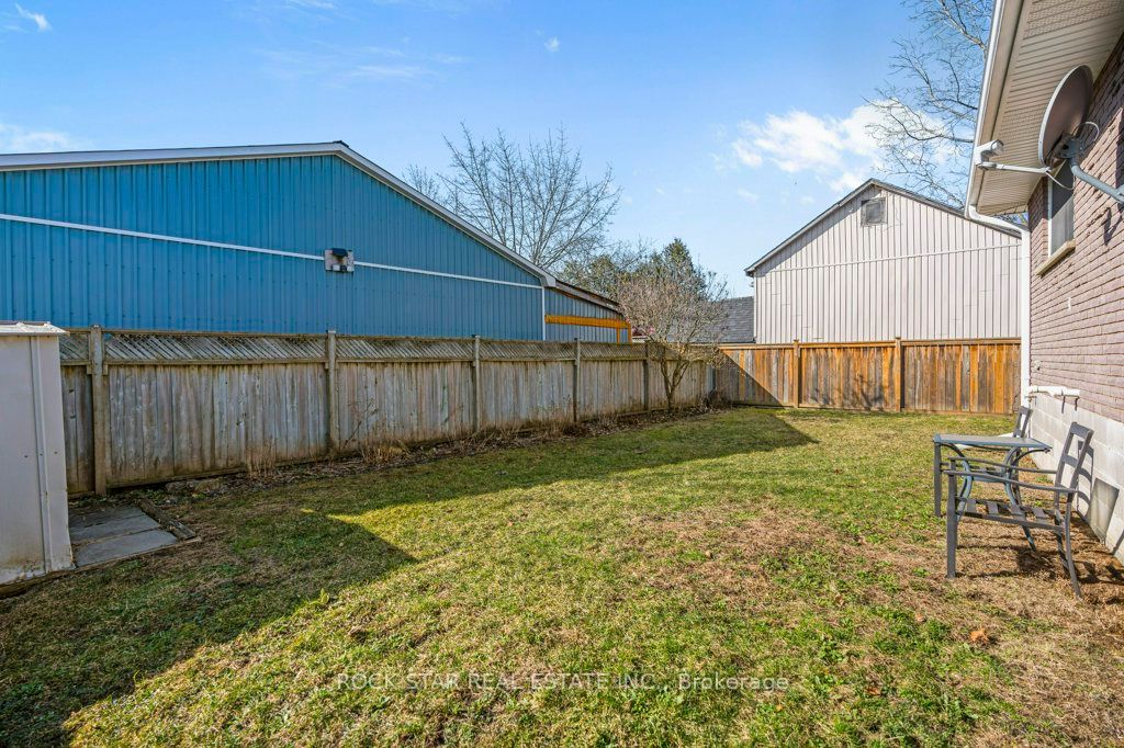 5 Hampton Street Property Photo 41