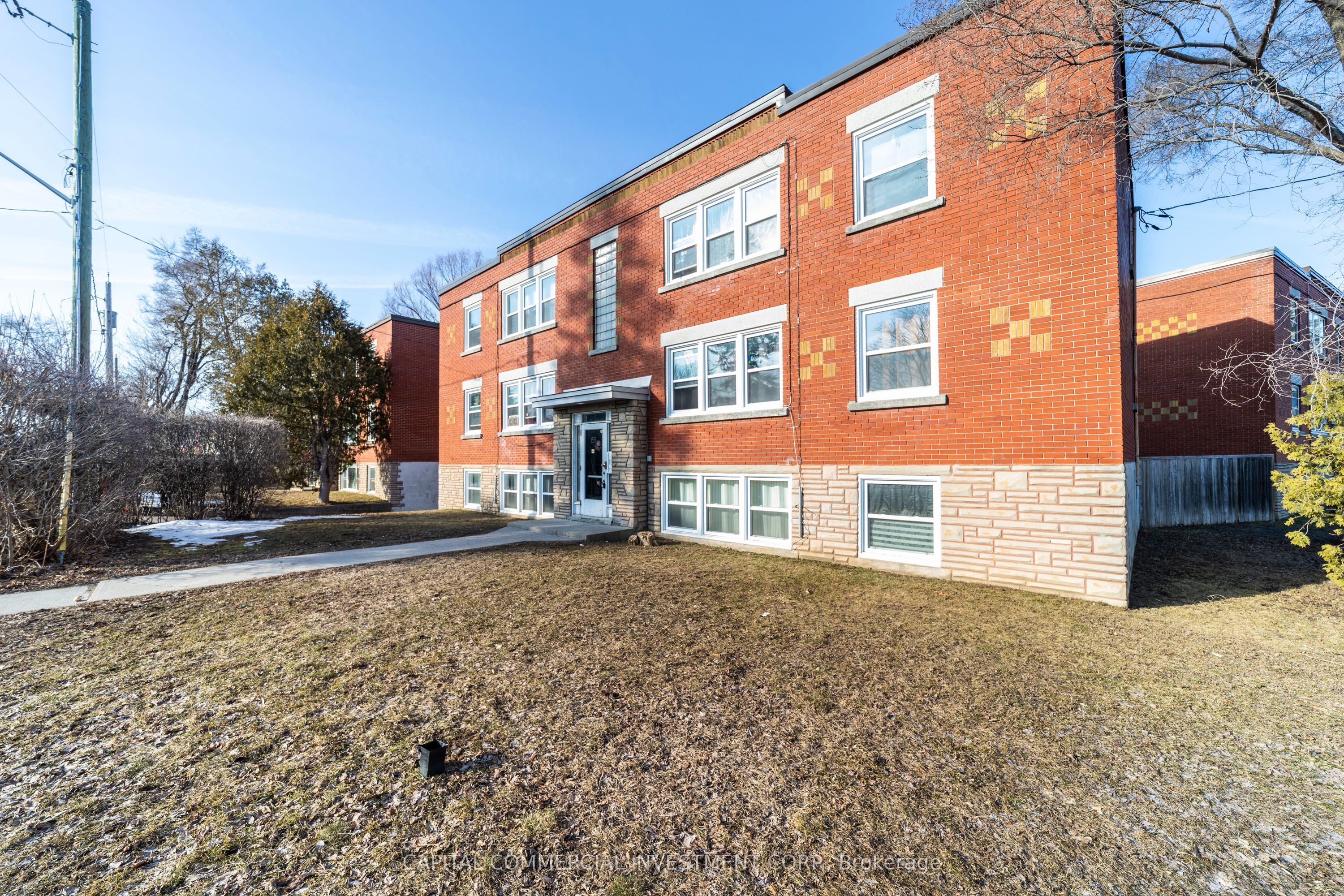 155 Marquette Avenue Property Photo 3