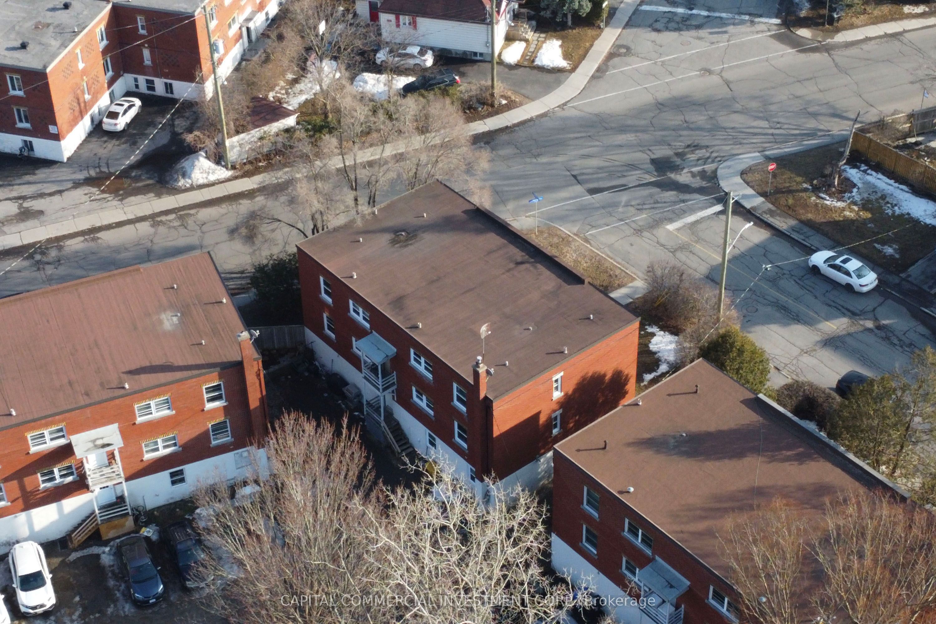 155 Marquette Avenue Property Photo 7