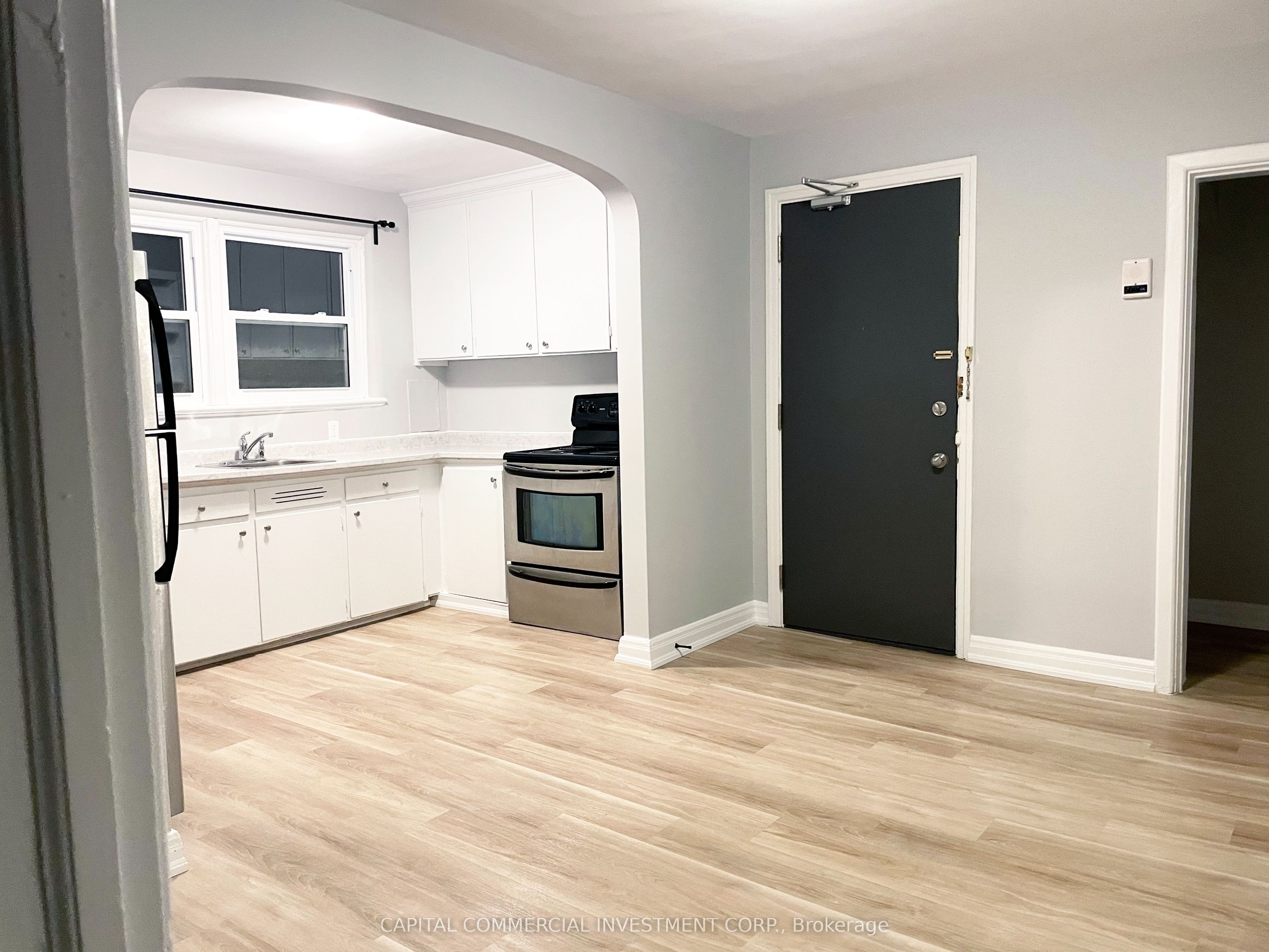 155 Marquette Avenue Property Photo 16