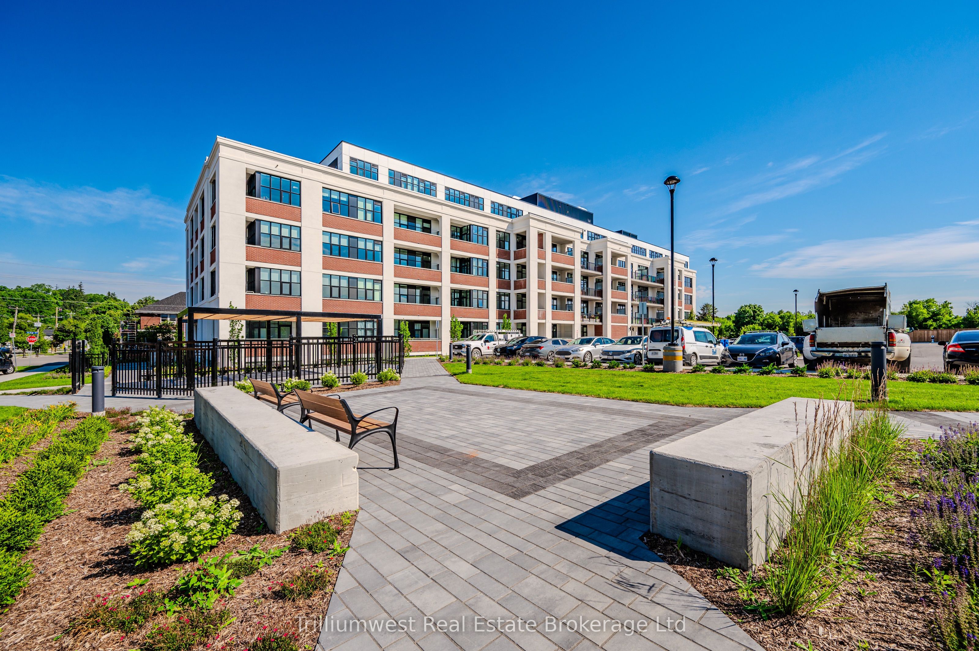 Guelph Real Estate Listings Main Image