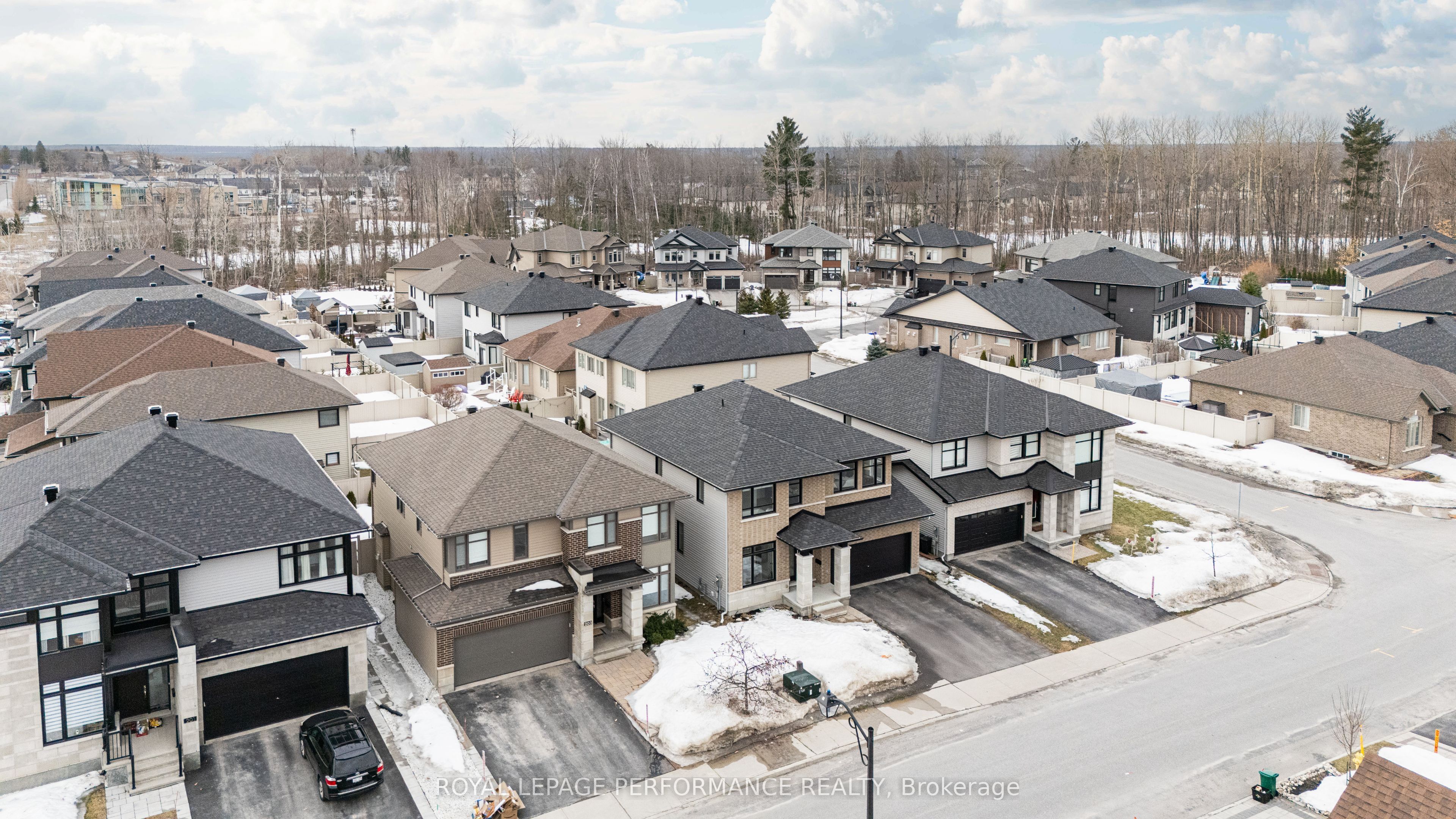 205 Shinleaf Crescent Property Photo 40