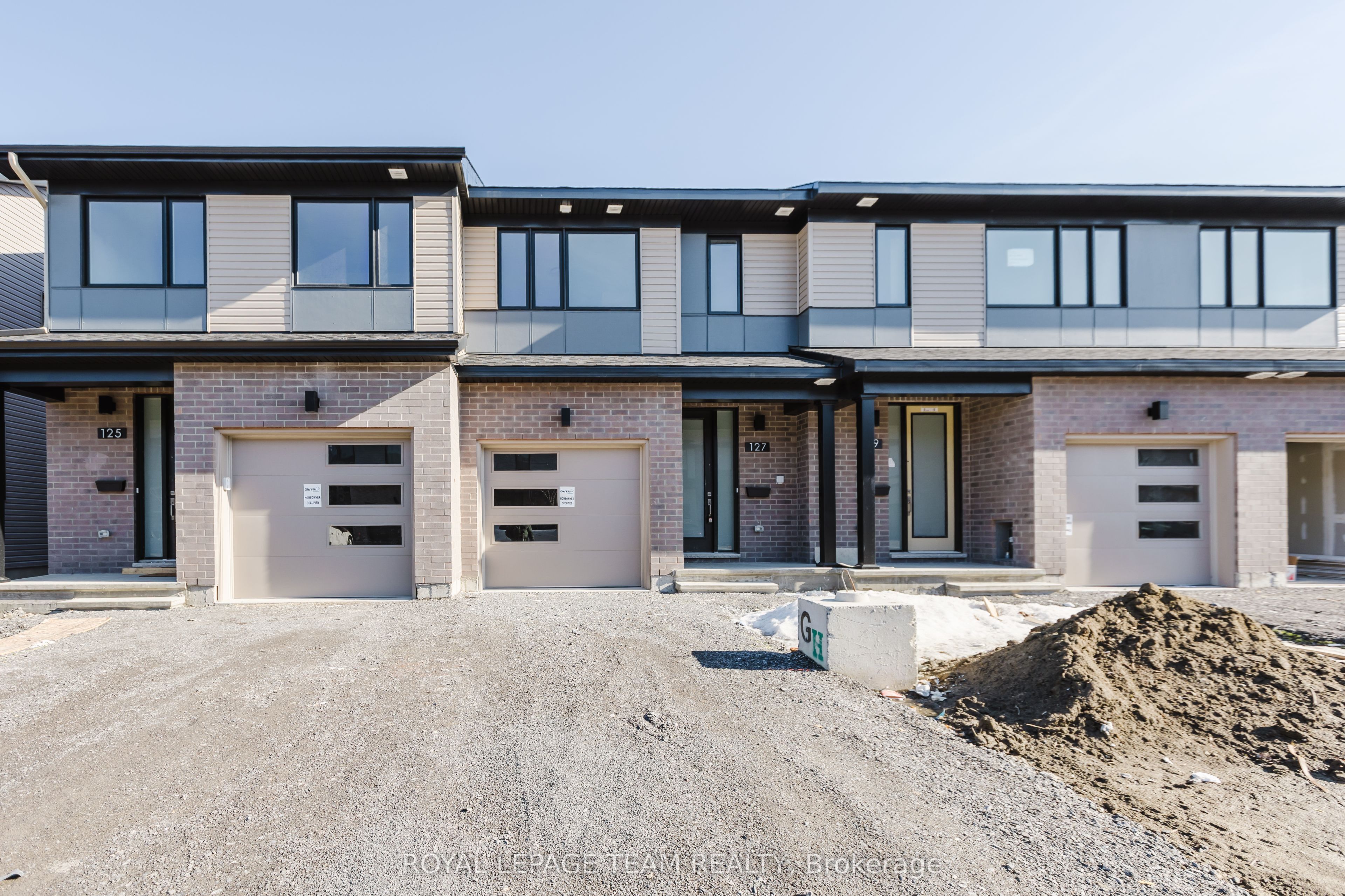 127 Succession Court Property Photo