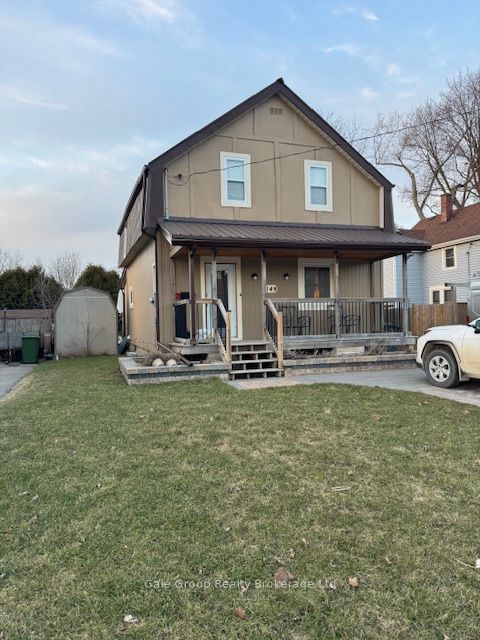 148 Borden Avenue Property Photo 1