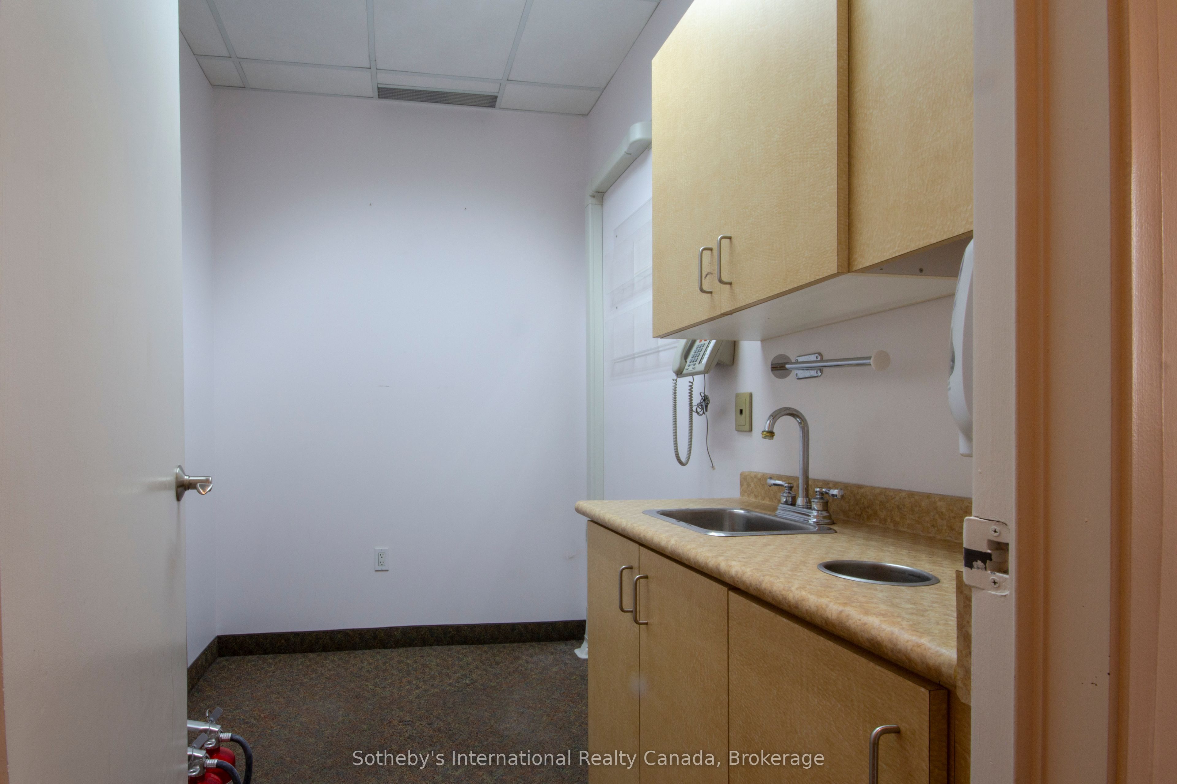 #101 - 200 James Street Property Photo 9