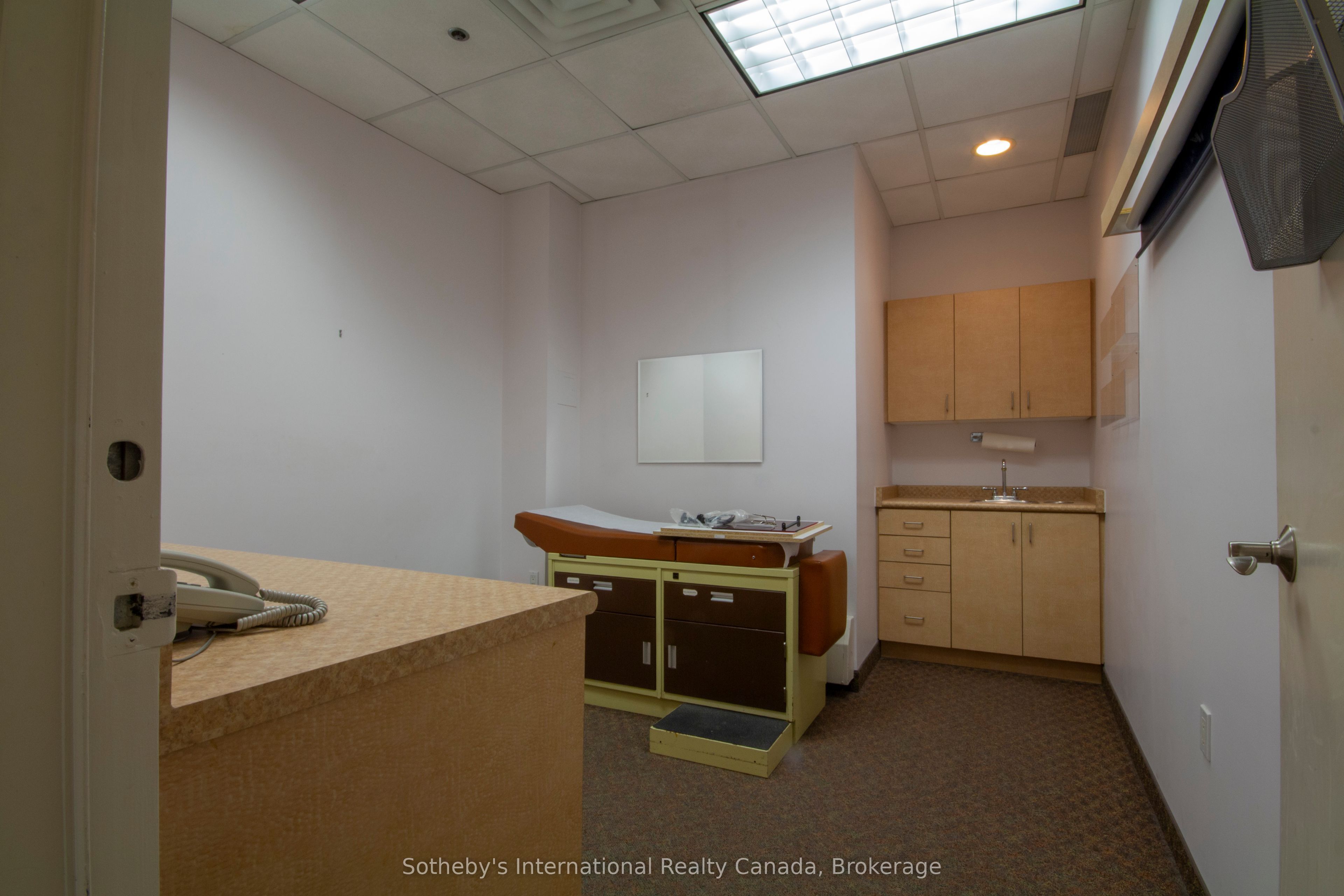 #101 - 200 James Street Property Photo 11