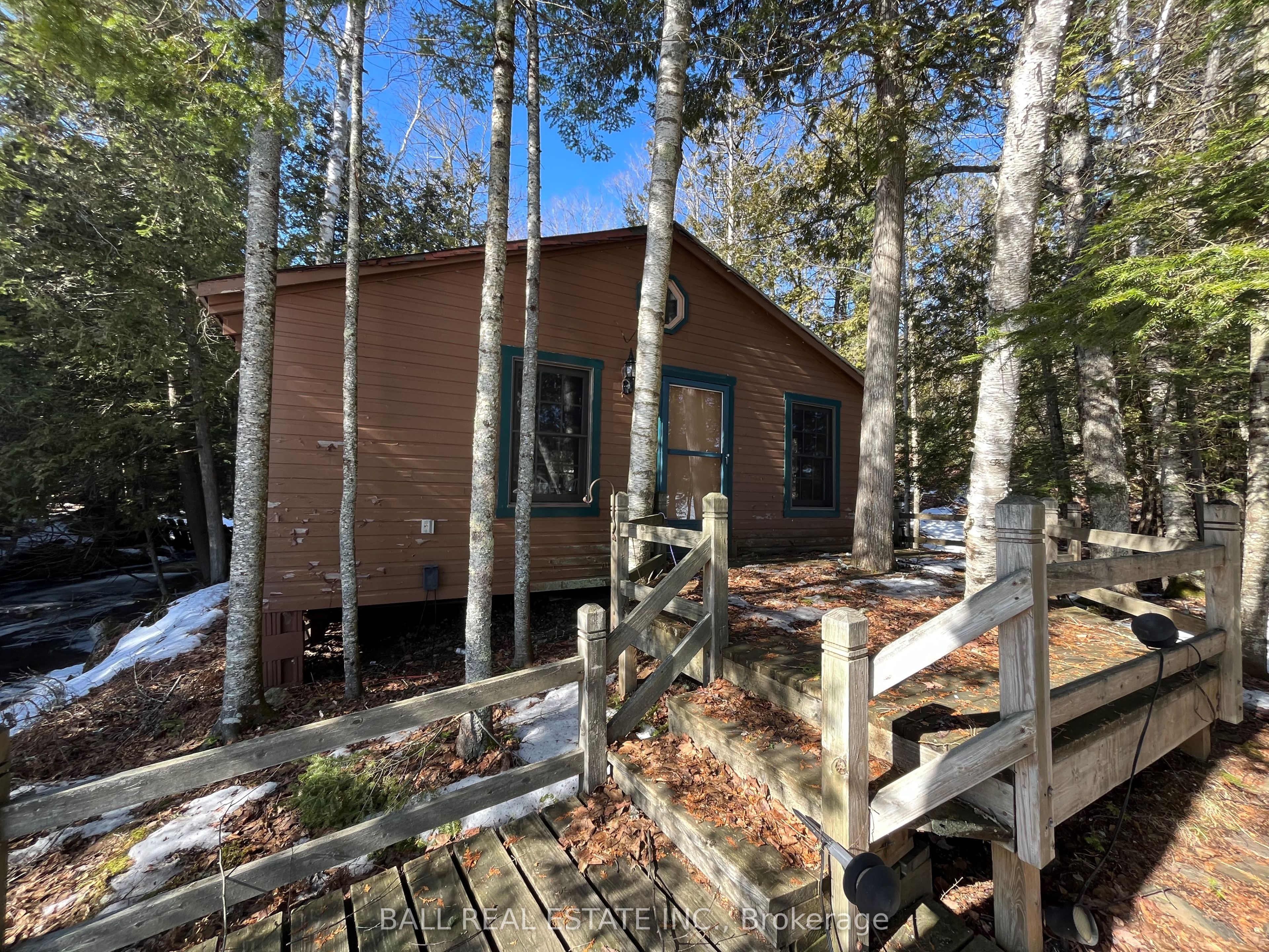 14 St Ola Lake Shr W Property Photo