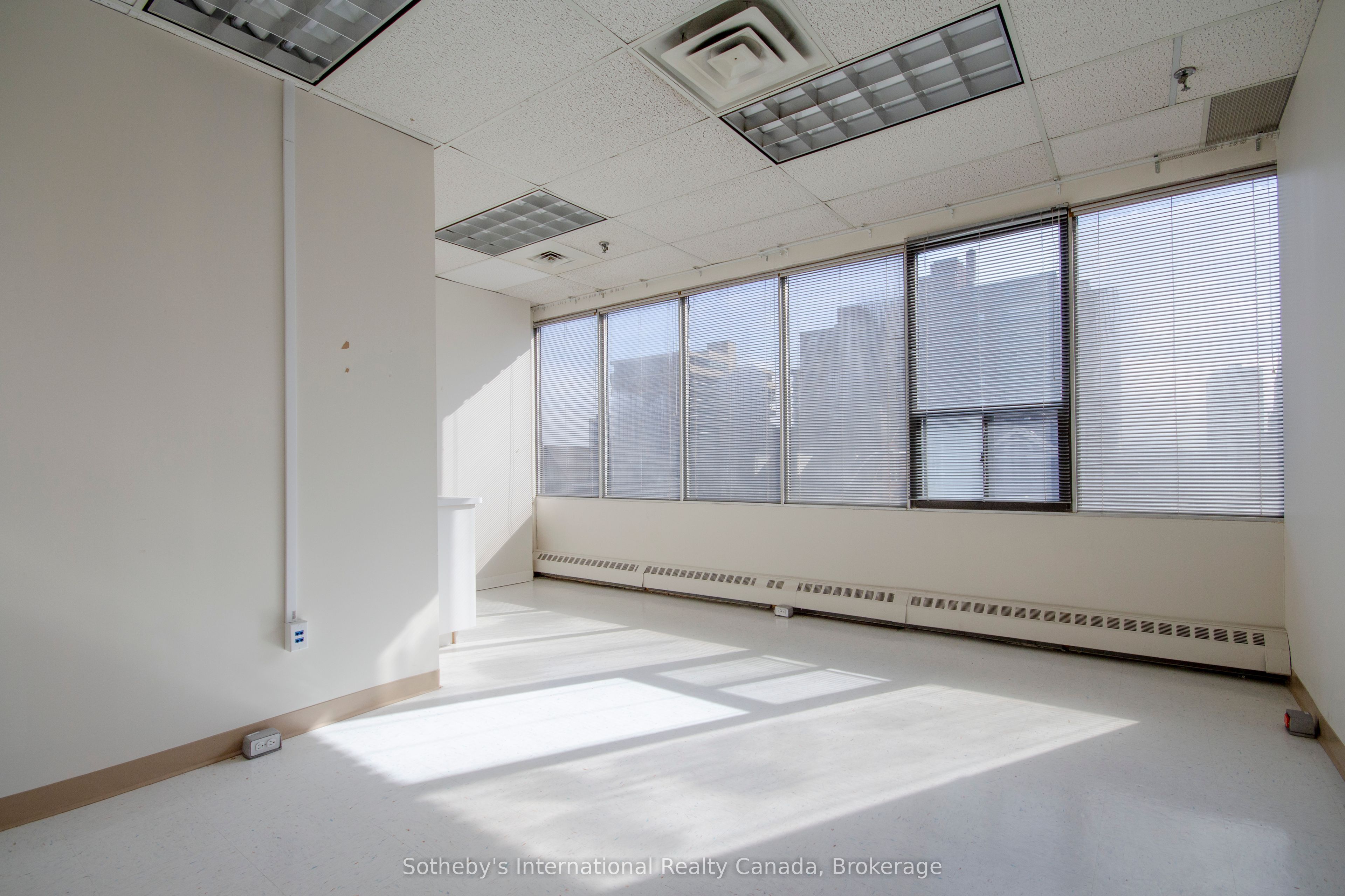 #301a - 200 James Street Property Photo 5