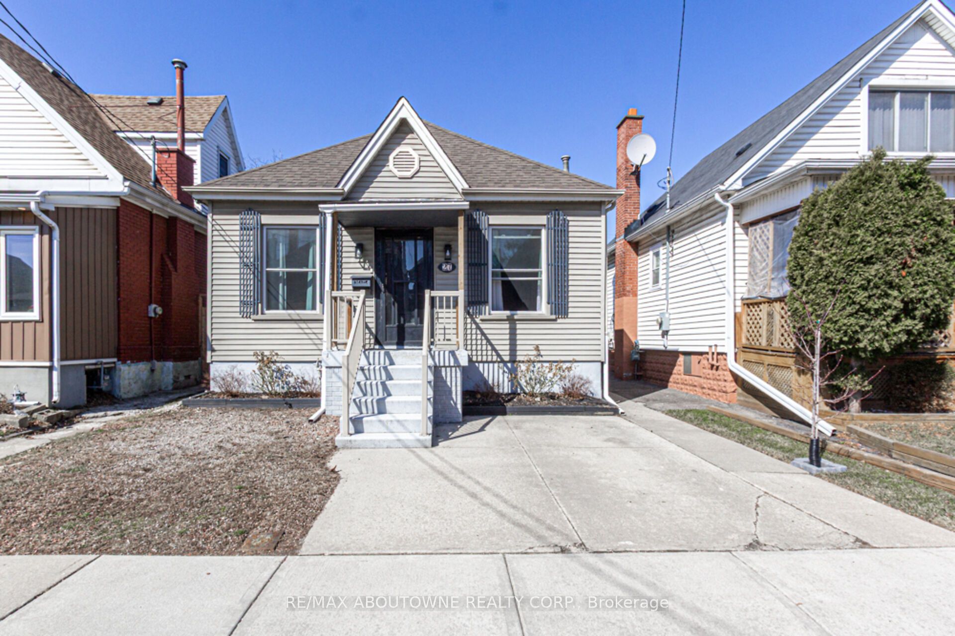 27 Fairview Avenue Property Photo 1