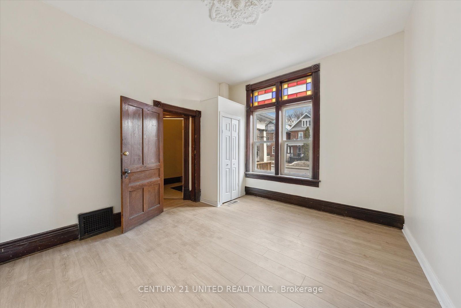 187 Stewart Street Property Photo 9