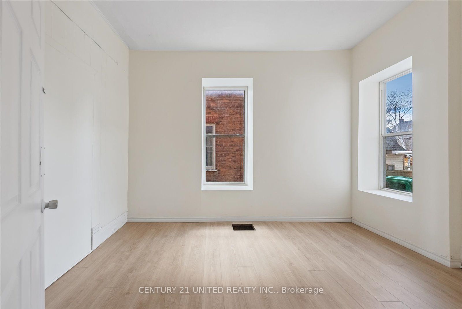 187 Stewart Street Property Photo 12