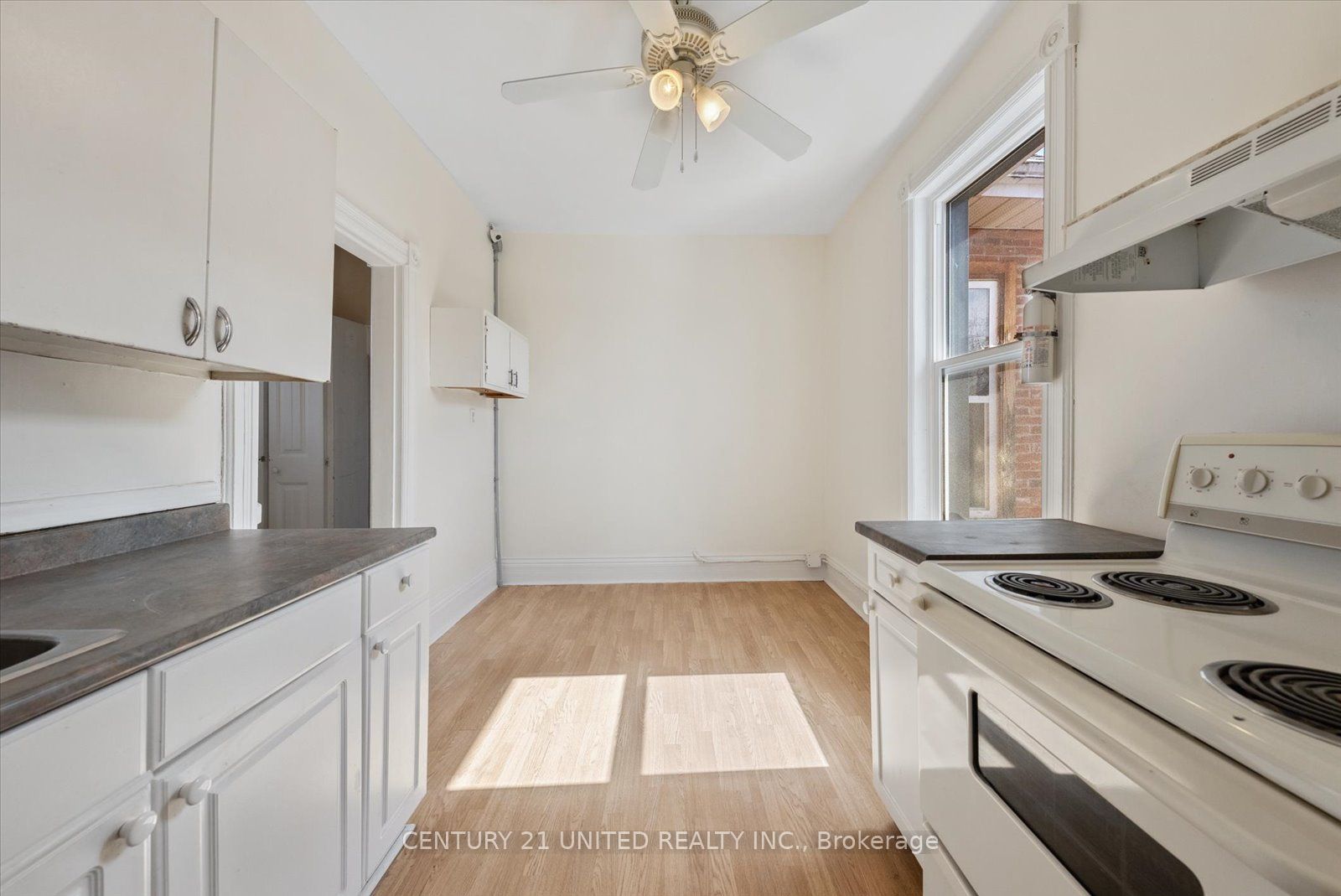 187 Stewart Street Property Photo 32