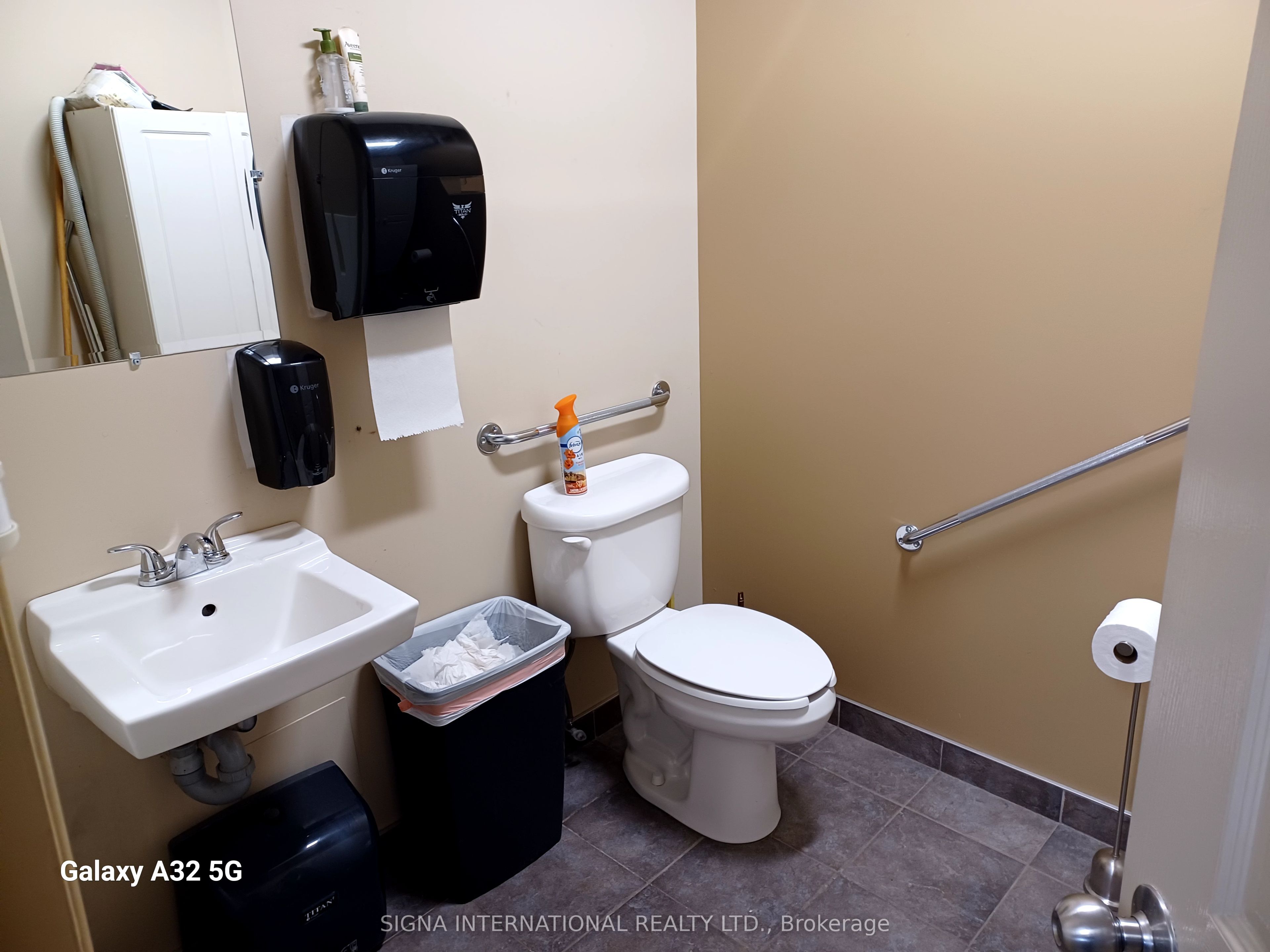 1466 Lagan Way Property Photo 16