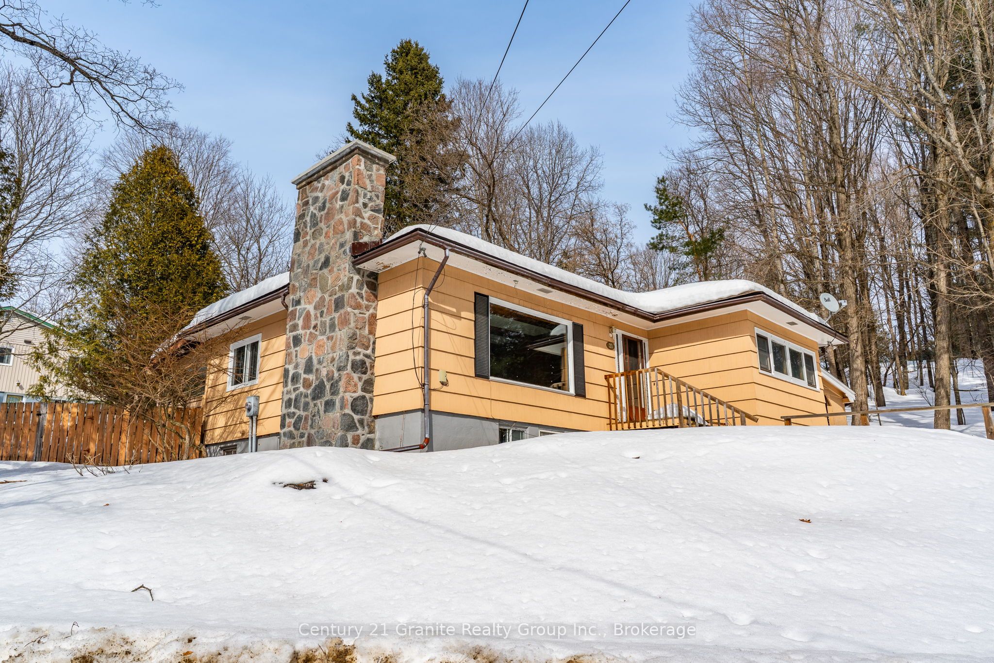 23 Riverside Drive Property Photo