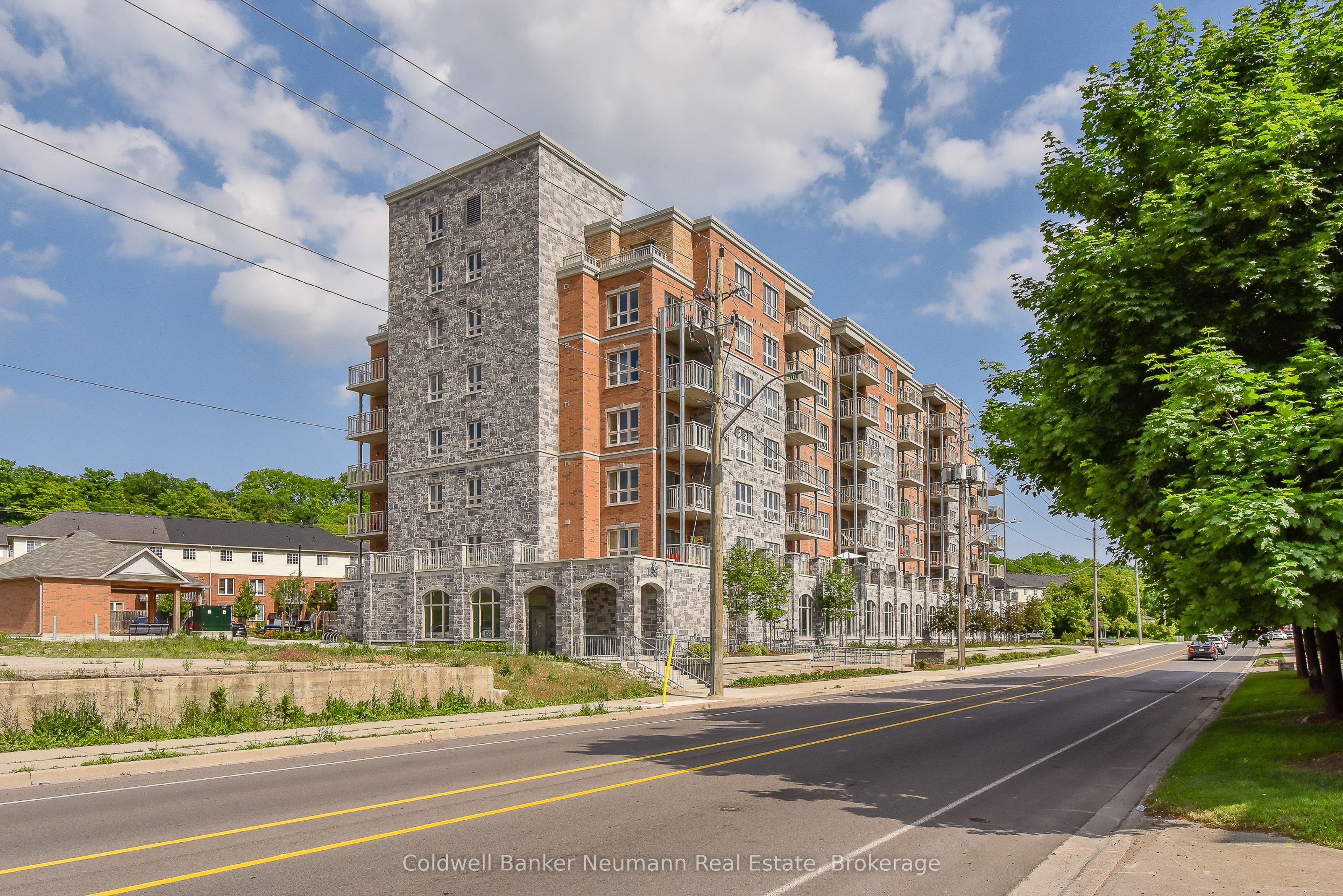 #606 - 155 Water Street Property Photo
