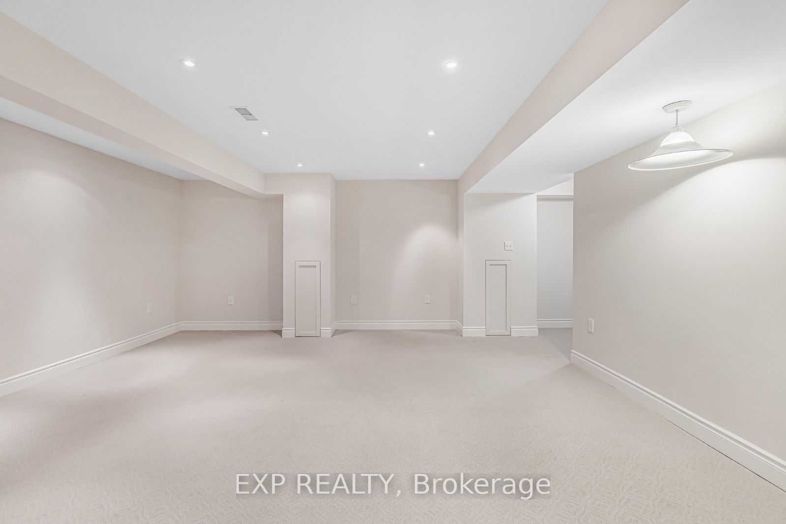 #74 - 34 Southbrook Drive Property Photo 13
