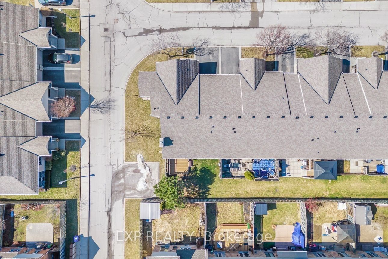 #74 - 34 Southbrook Drive Property Photo 18