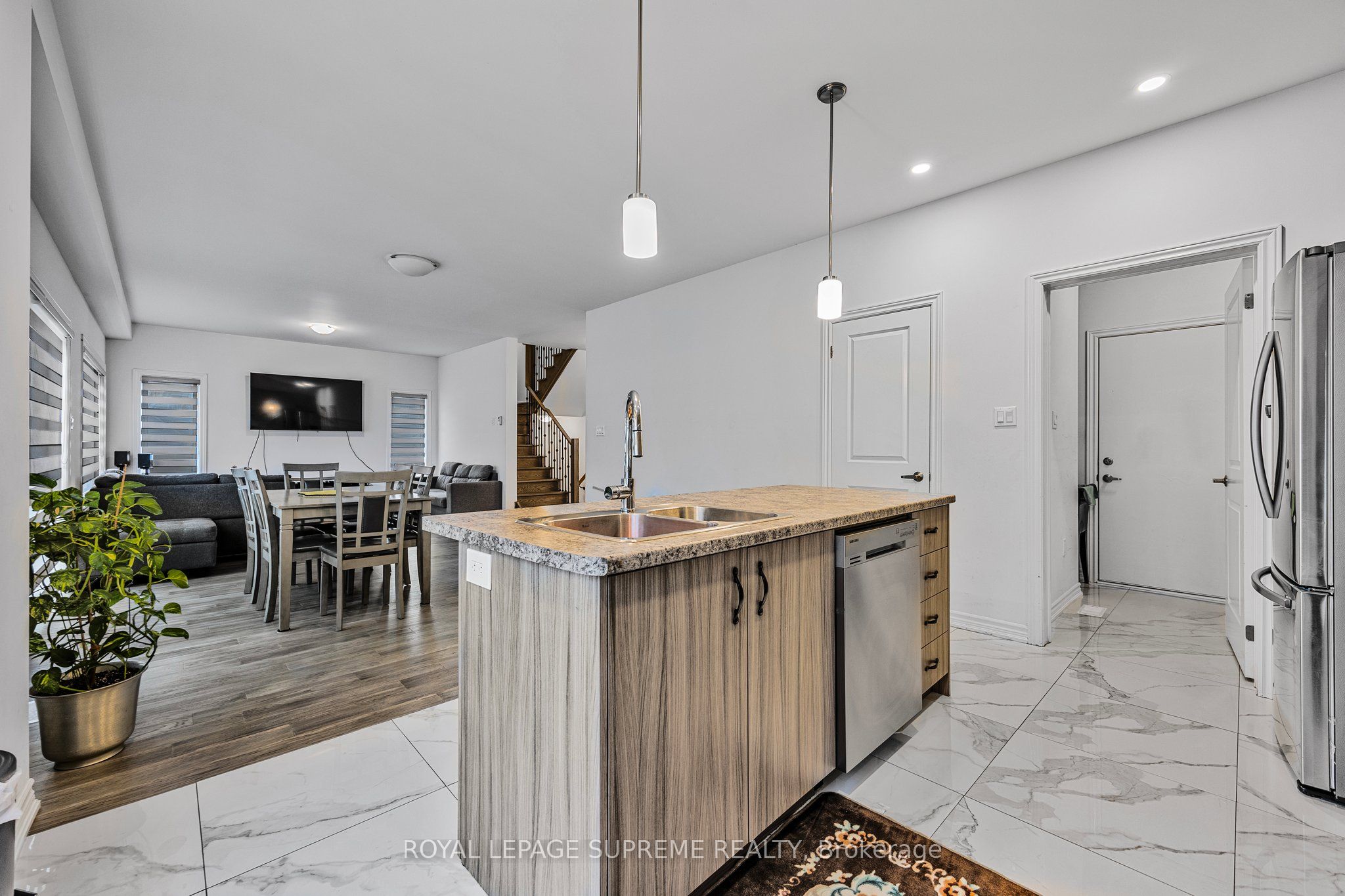 101 Sebastian Street Property Photo 17