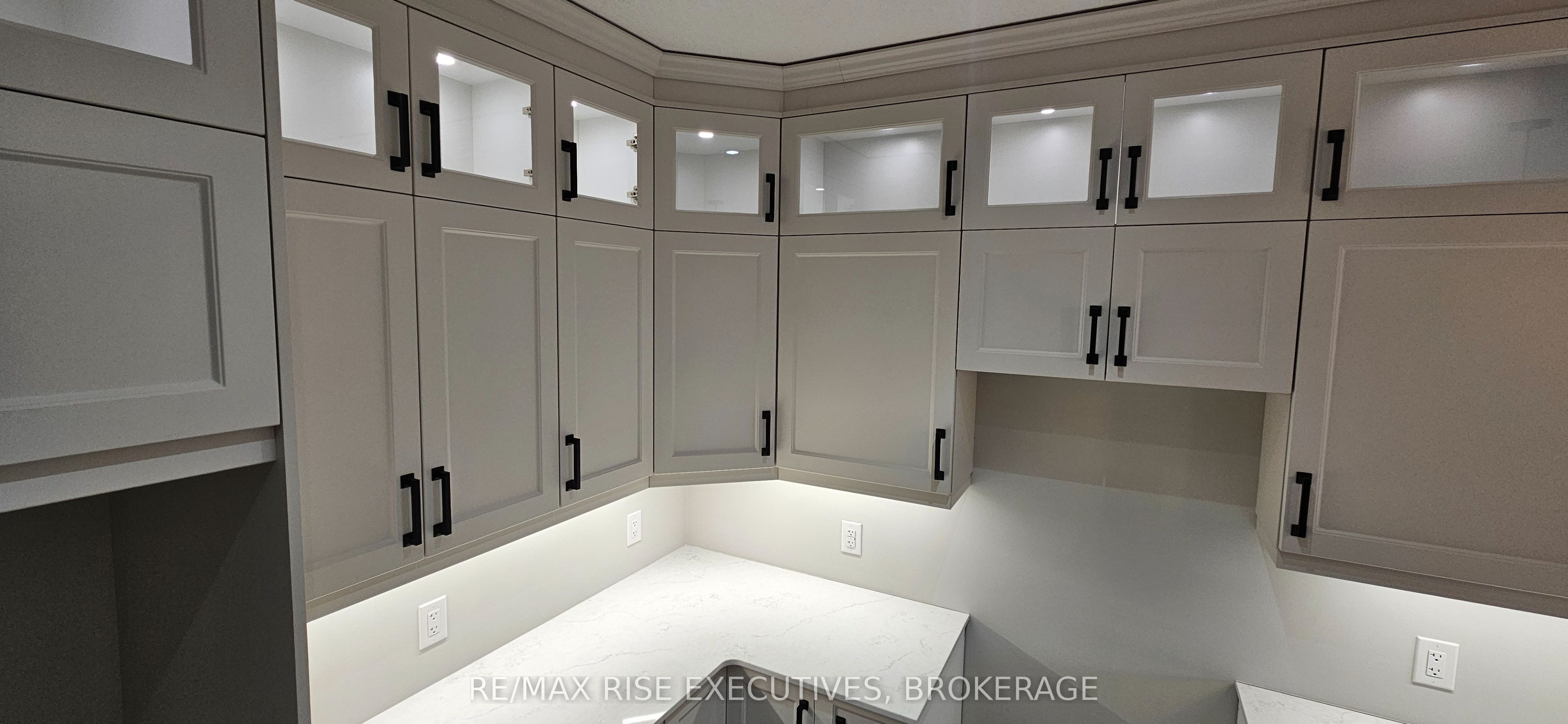 163 Creighton Drive Property Photo 14