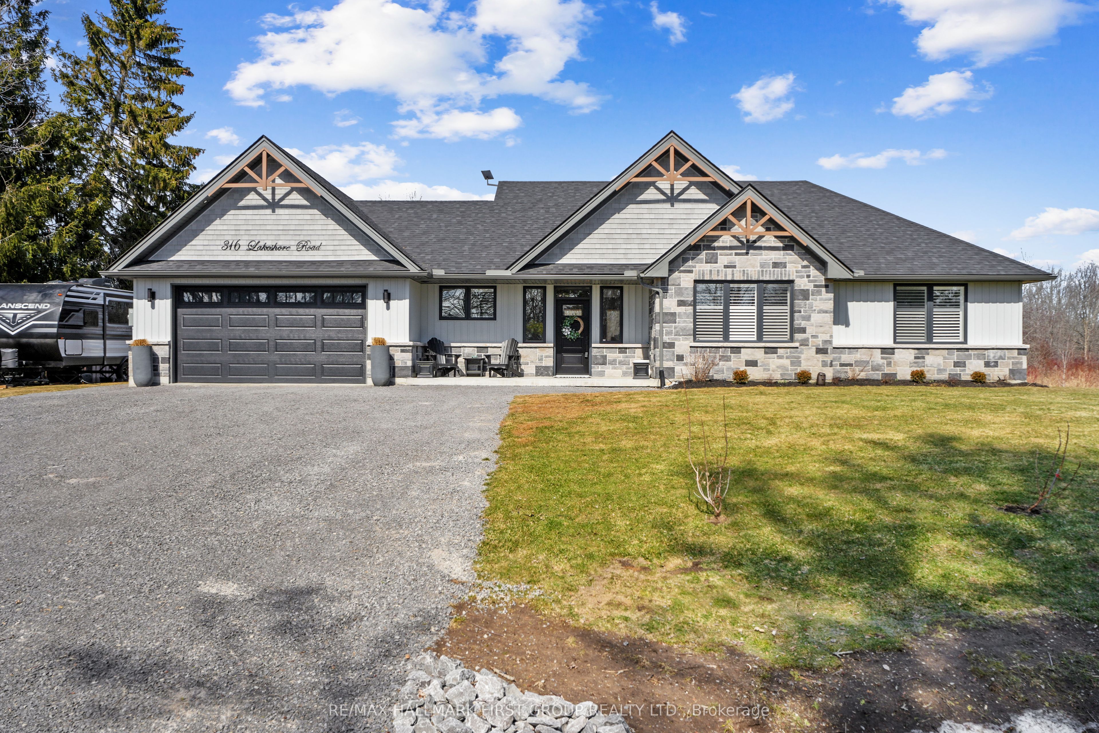 316 Lakeshore Road Property Photo