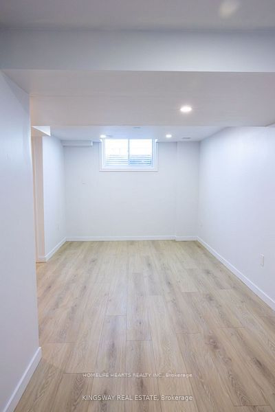 7352 Marvel Drive Property Photo 18