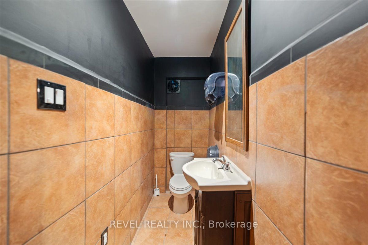 2 Main Street Property Photo 35