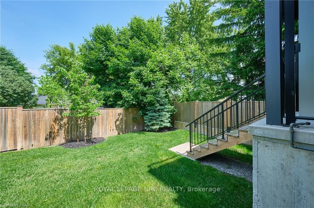1465 Station Street 13 Property Photo 3