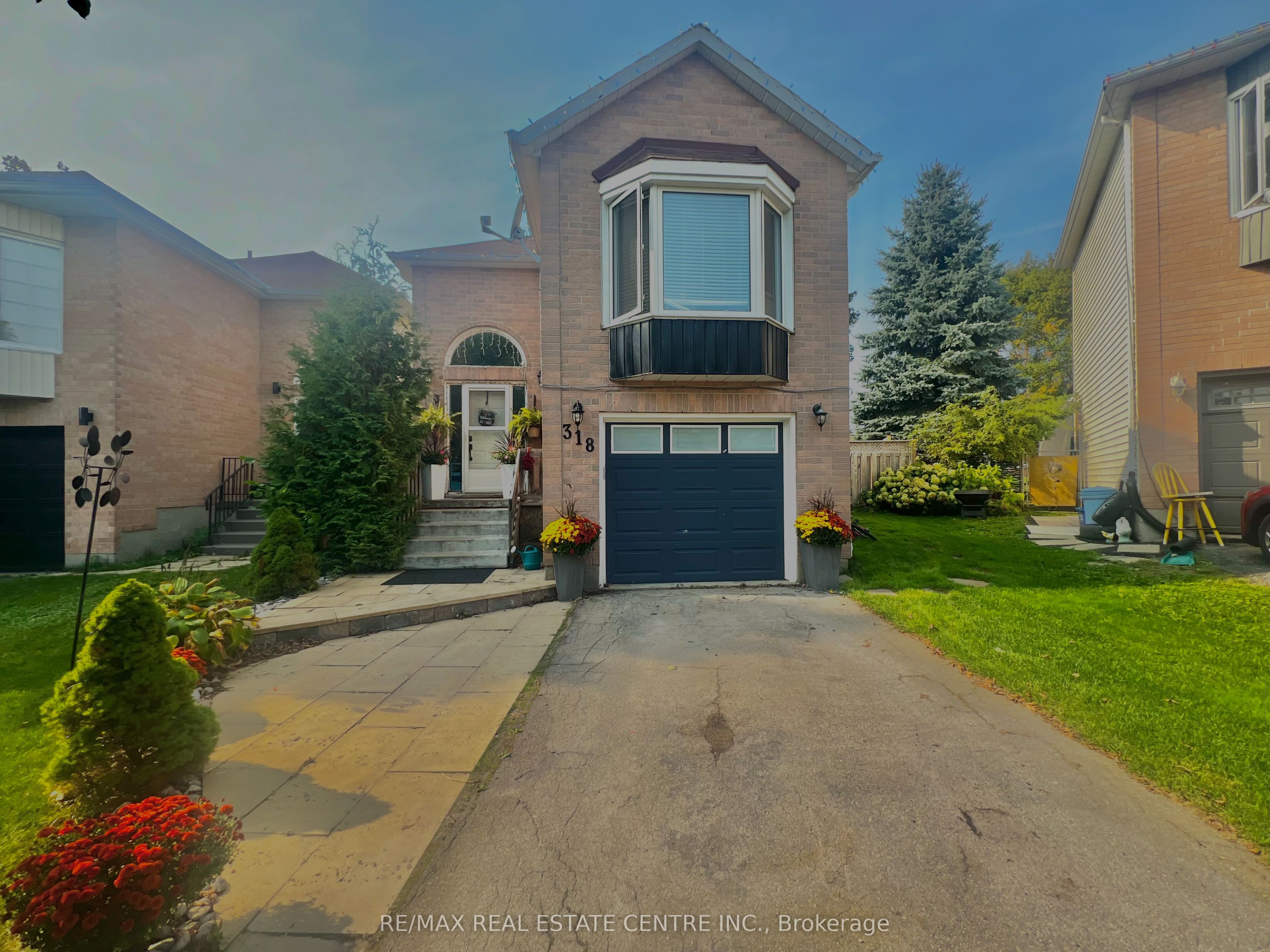 318 Shelburne Place Property Photo