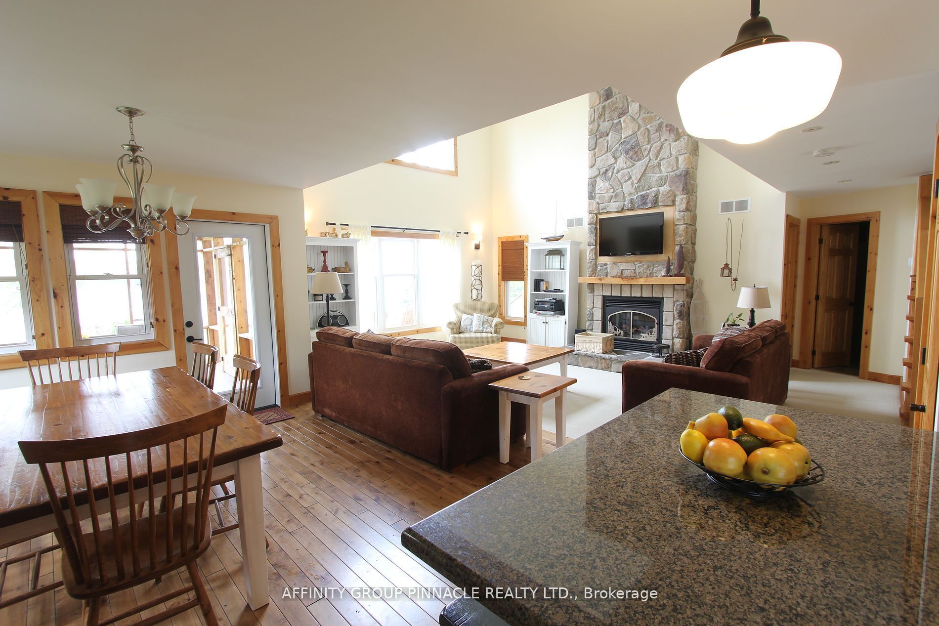 6 Goldrock Road 612 Property Photo 7