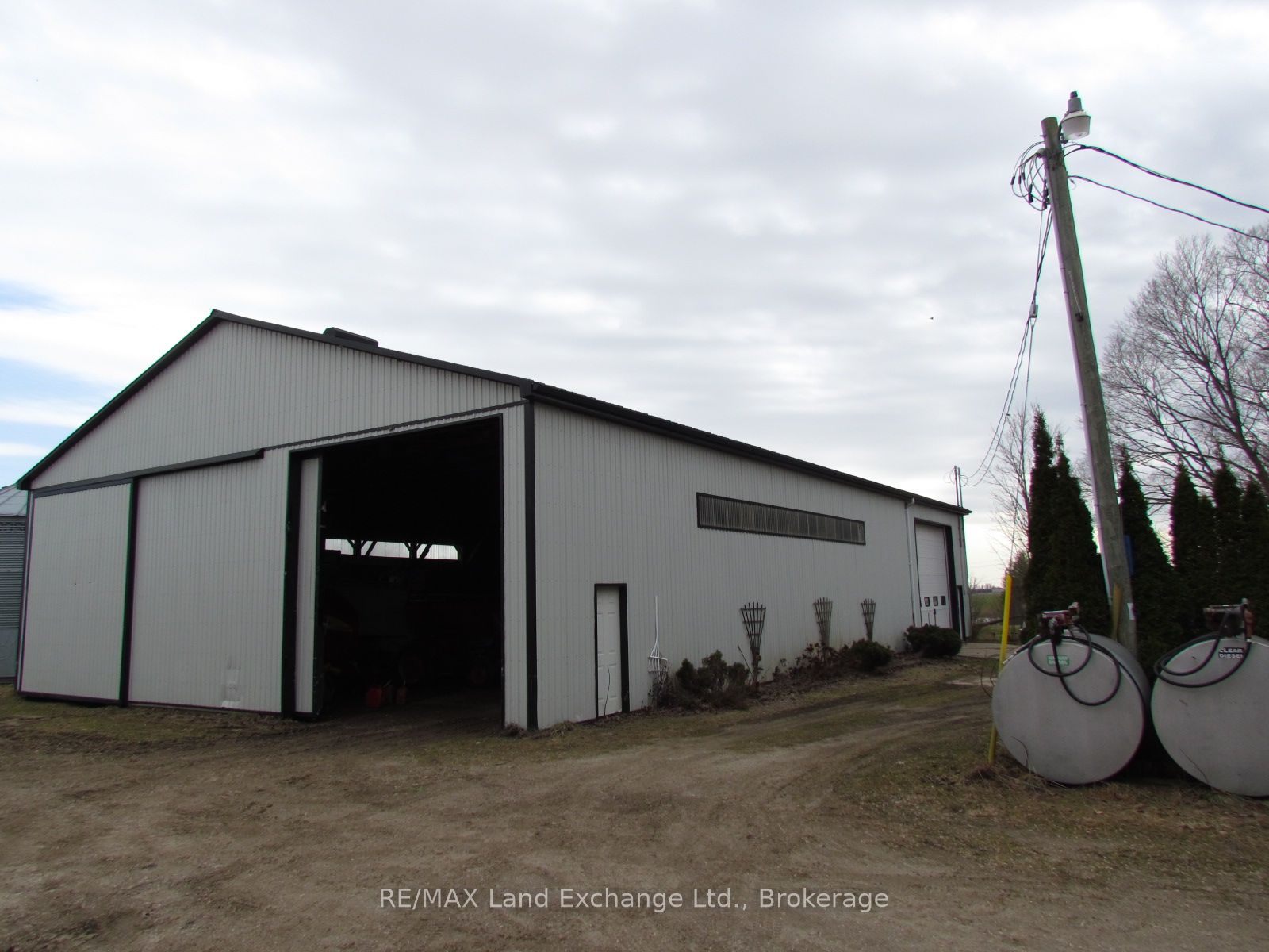 1044 Concession 7 Concession N Property Photo 7