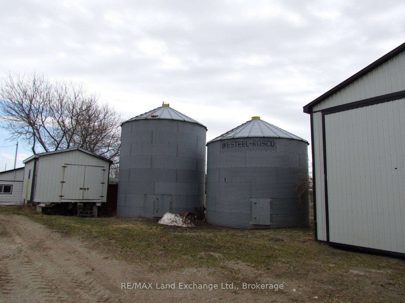 1044 Concession 7 Concession N Property Photo 8