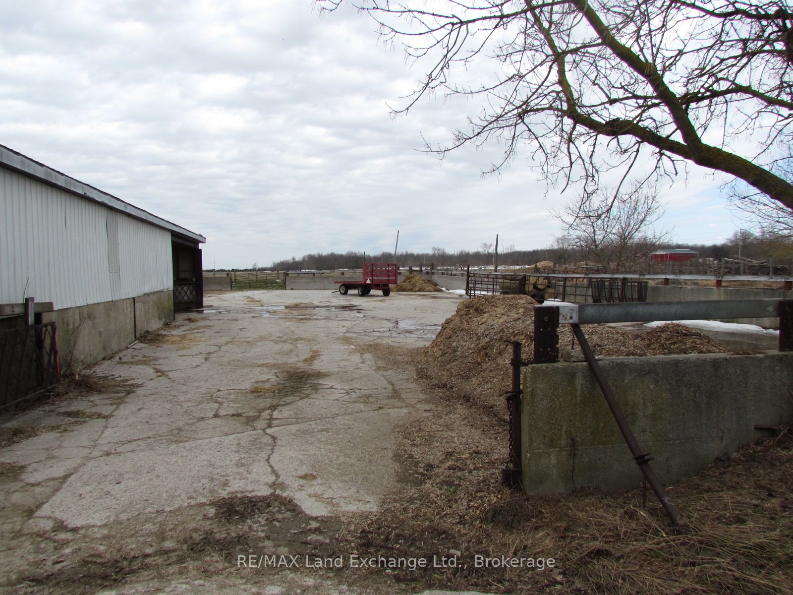 1044 Concession 7 Concession N Property Photo 9