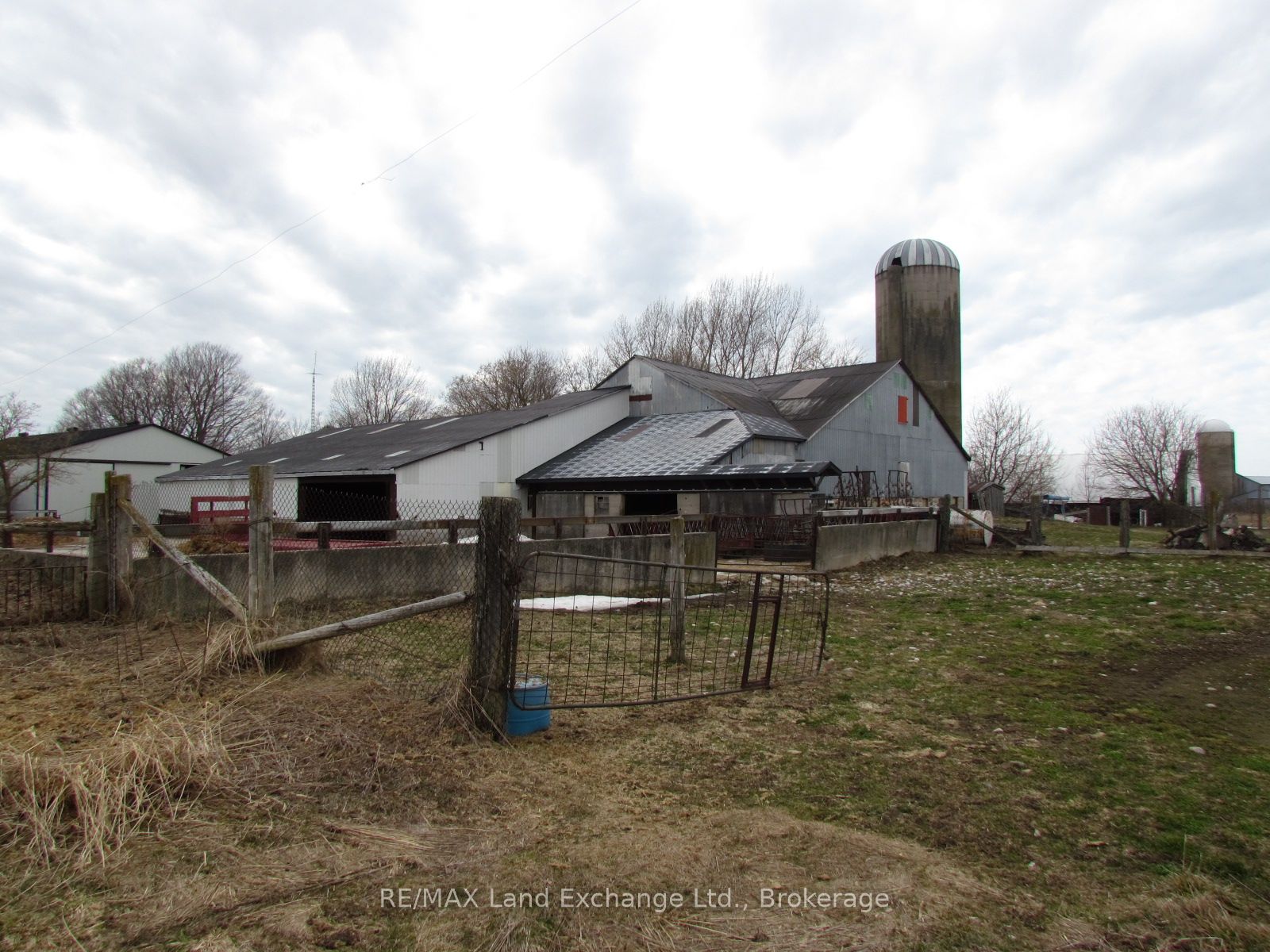 1044 Concession 7 Concession N Property Photo 13