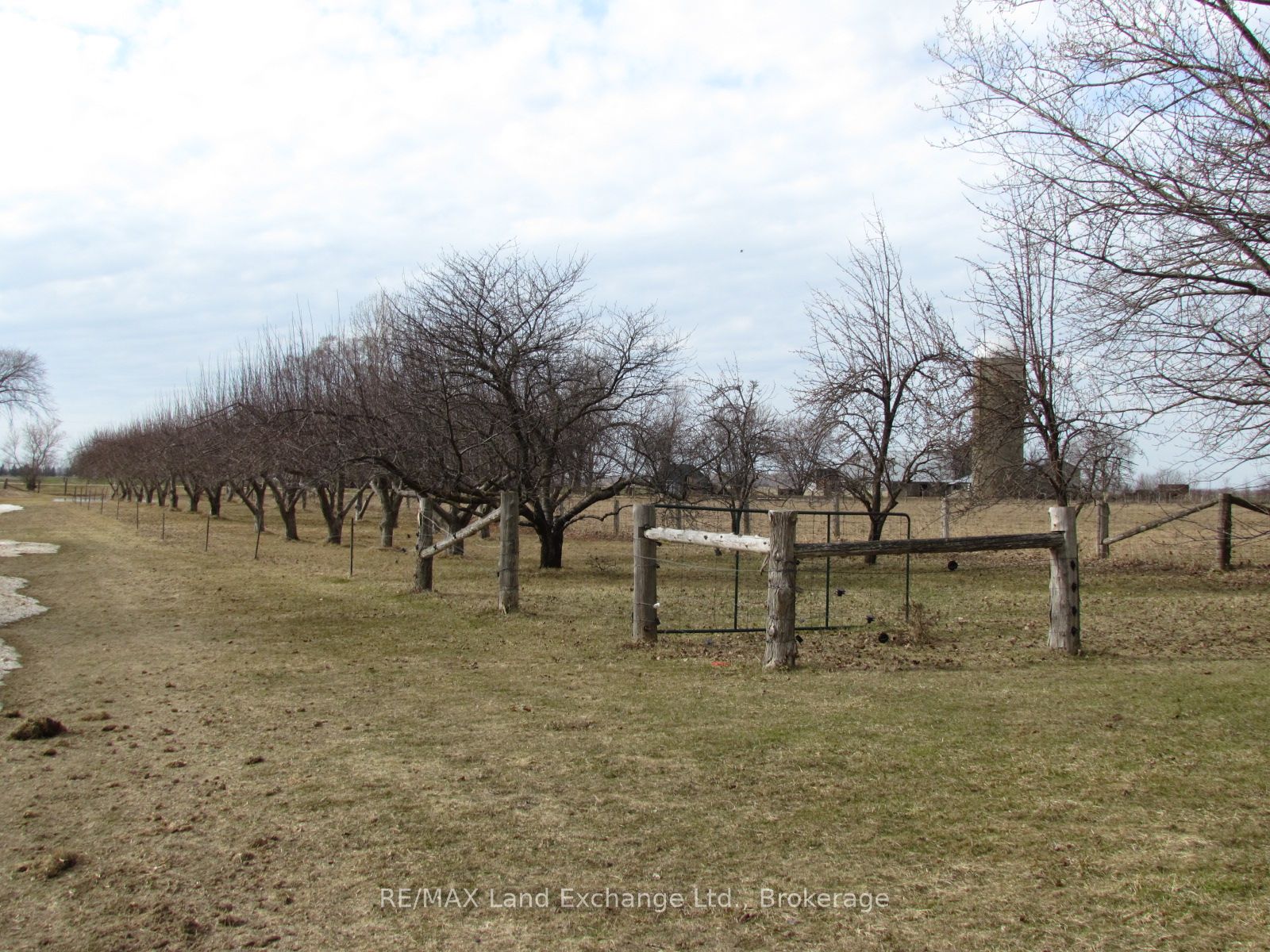 1044 Concession 7 Concession N Property Photo 20