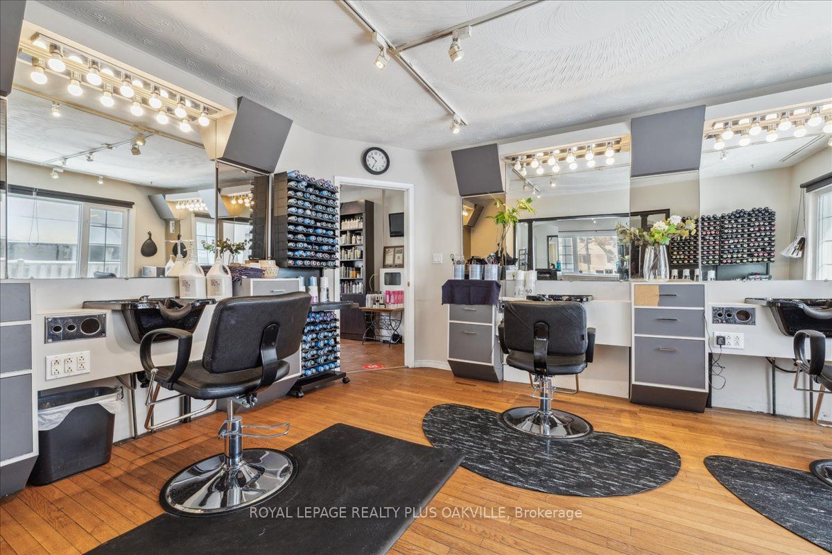 294 Dundas Street Property Photo 7