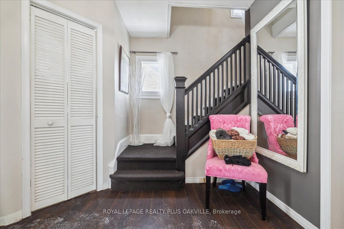 294 Dundas Street Property Photo 13