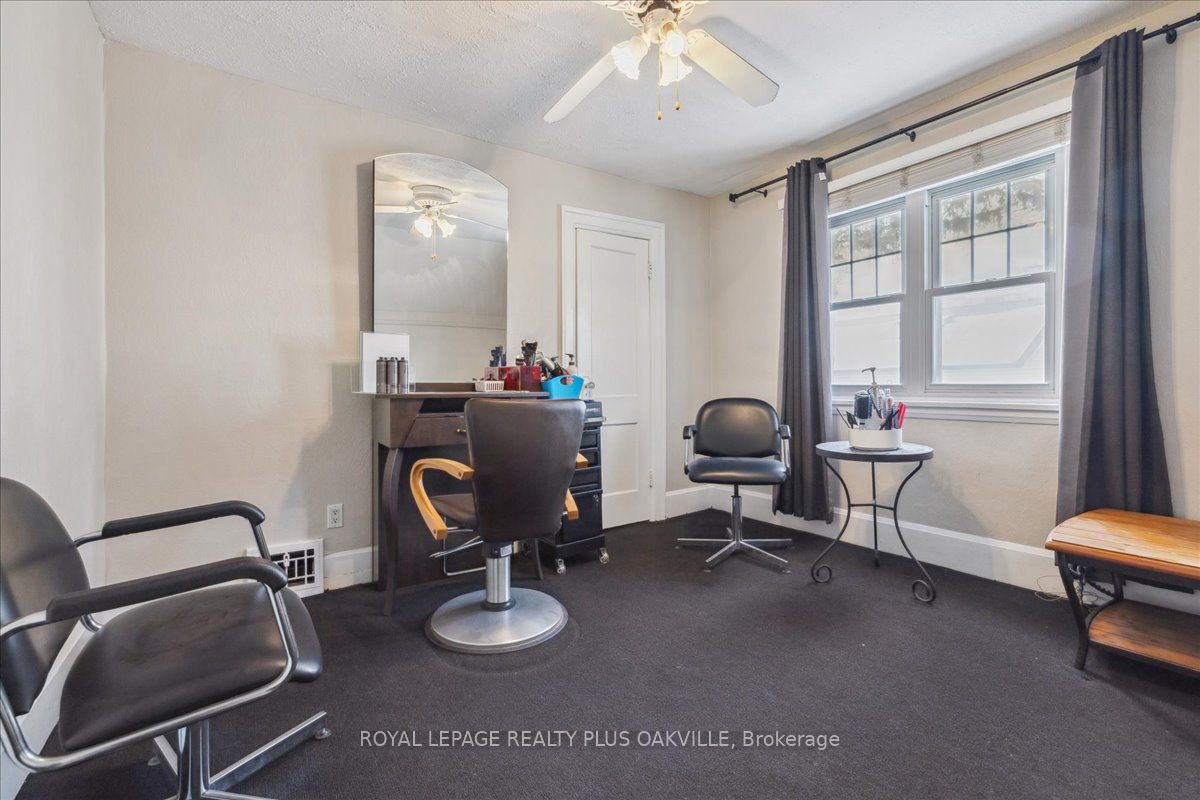 294 Dundas Street Property Photo 14