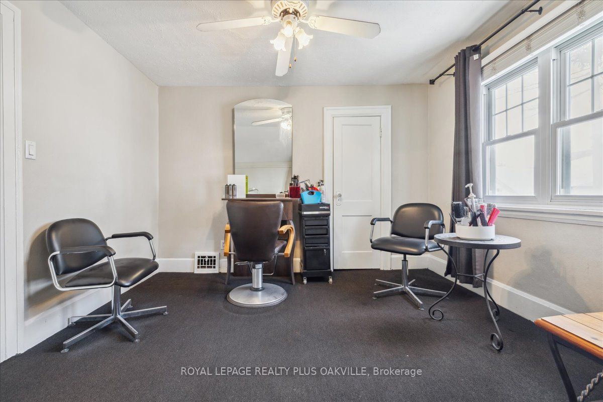 294 Dundas Street Property Photo 15
