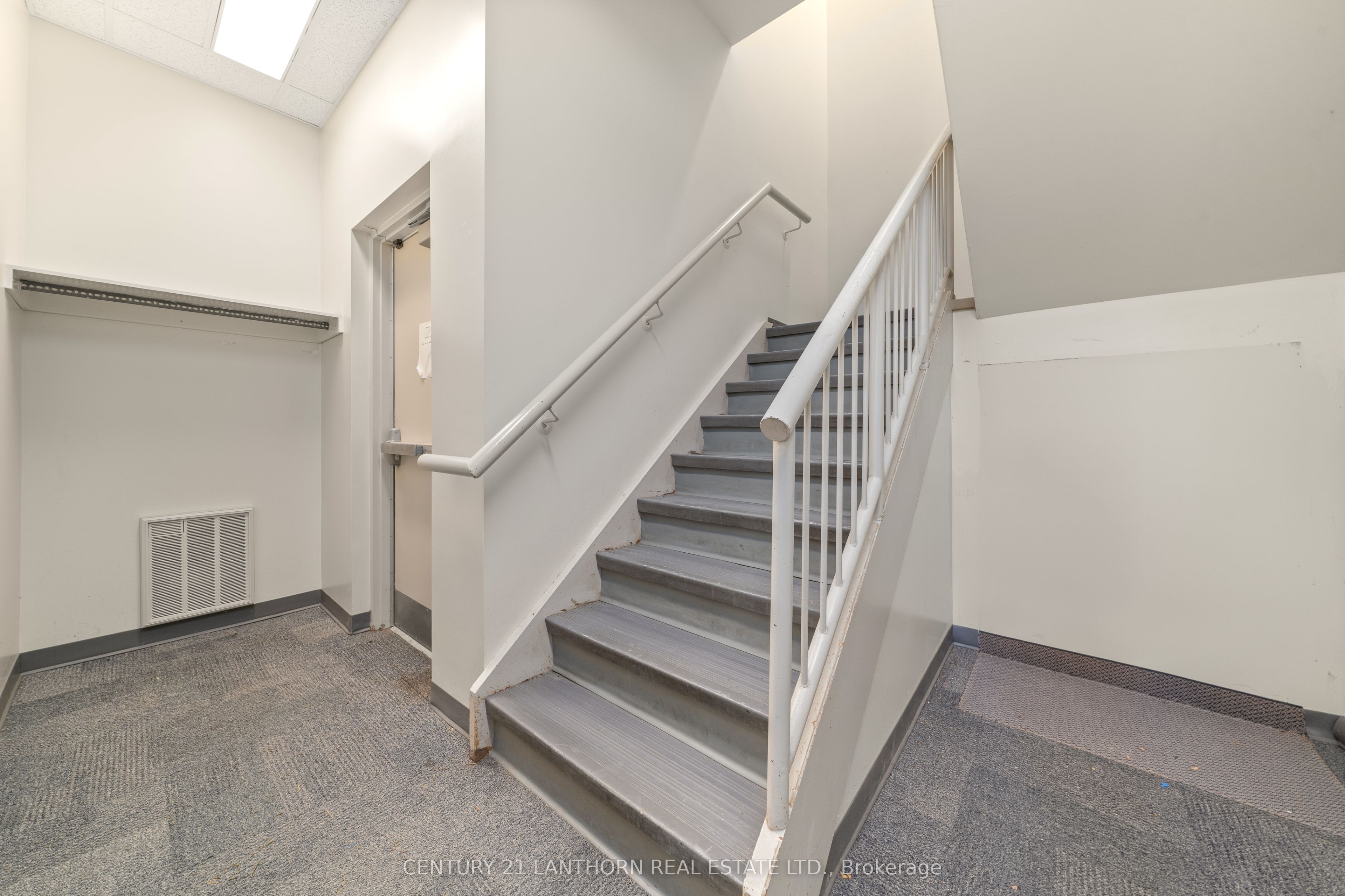 115 Picton Main St Property Photo 24