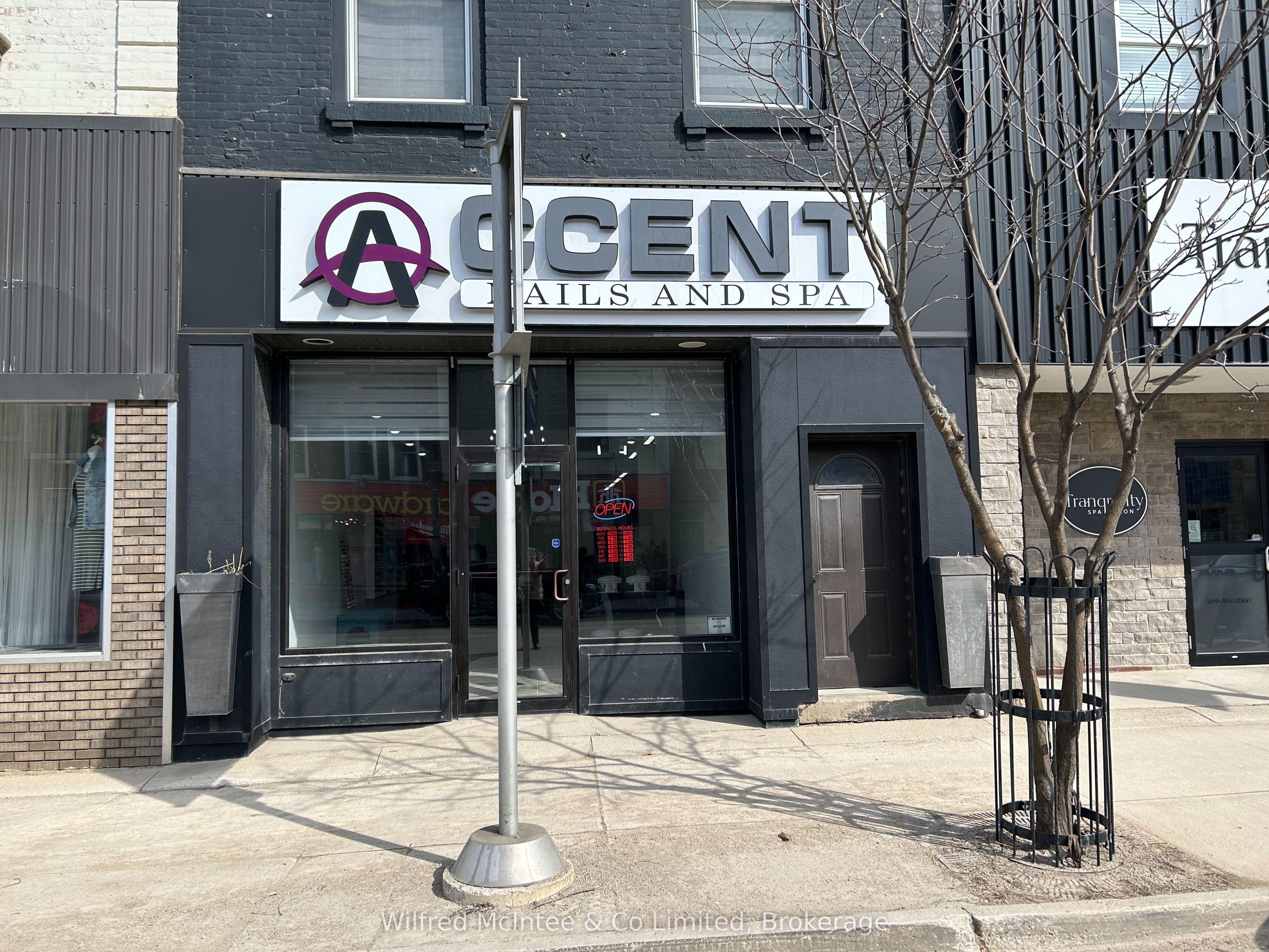 216 Durham Street Property Photo