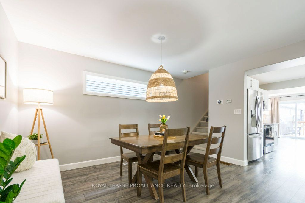 42 Dewal Place Property Photo 5