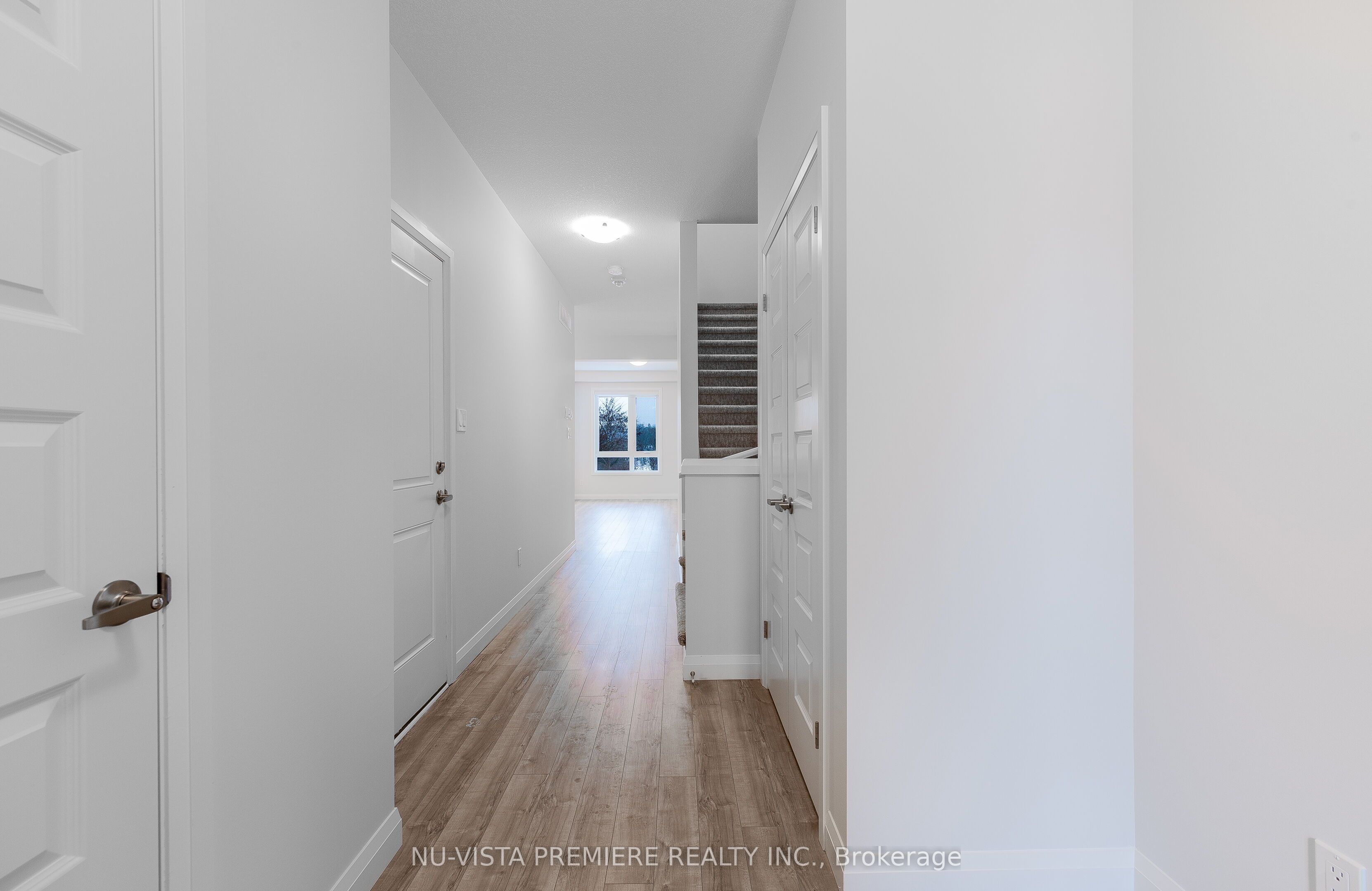 1820 Canvas Way 90 Property Photo 3